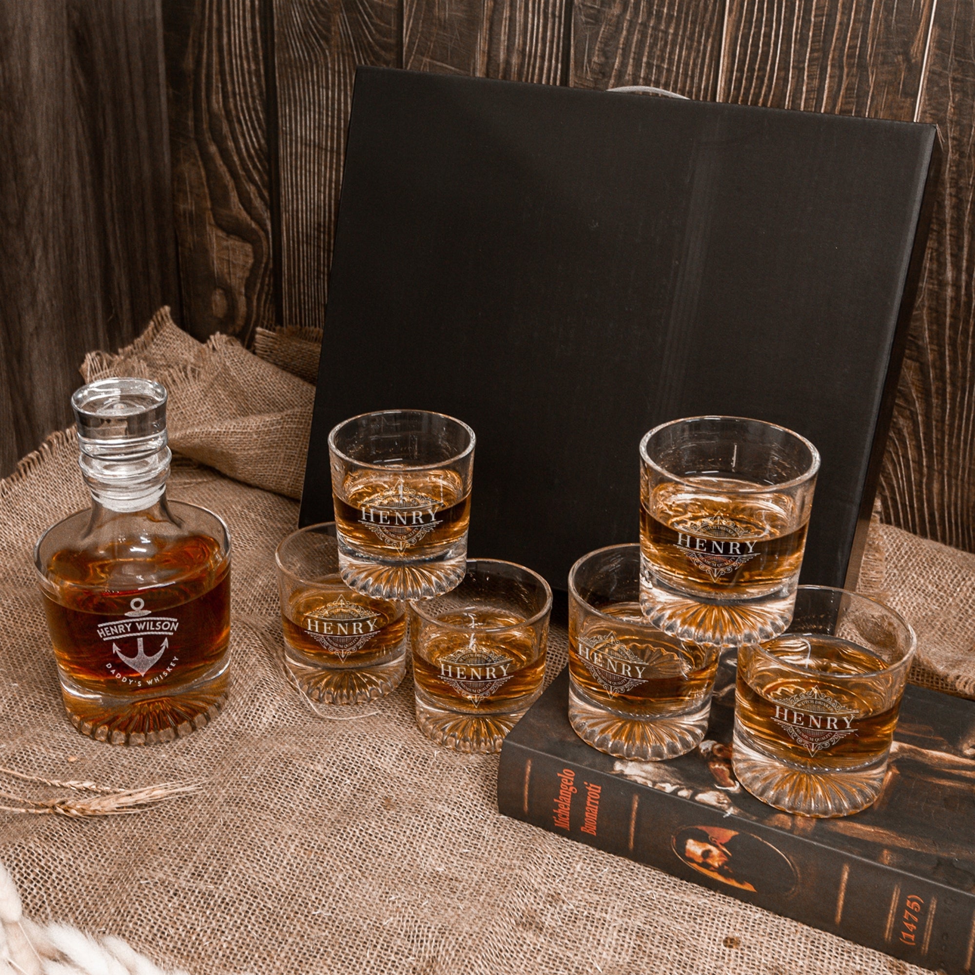 Personalised Round Whiskey Decanter & 6 Scotch Glasses Box Set , Custom Engraved Whisky Barware, Housewarming, Groomsmen, Dad, Birthday Gift