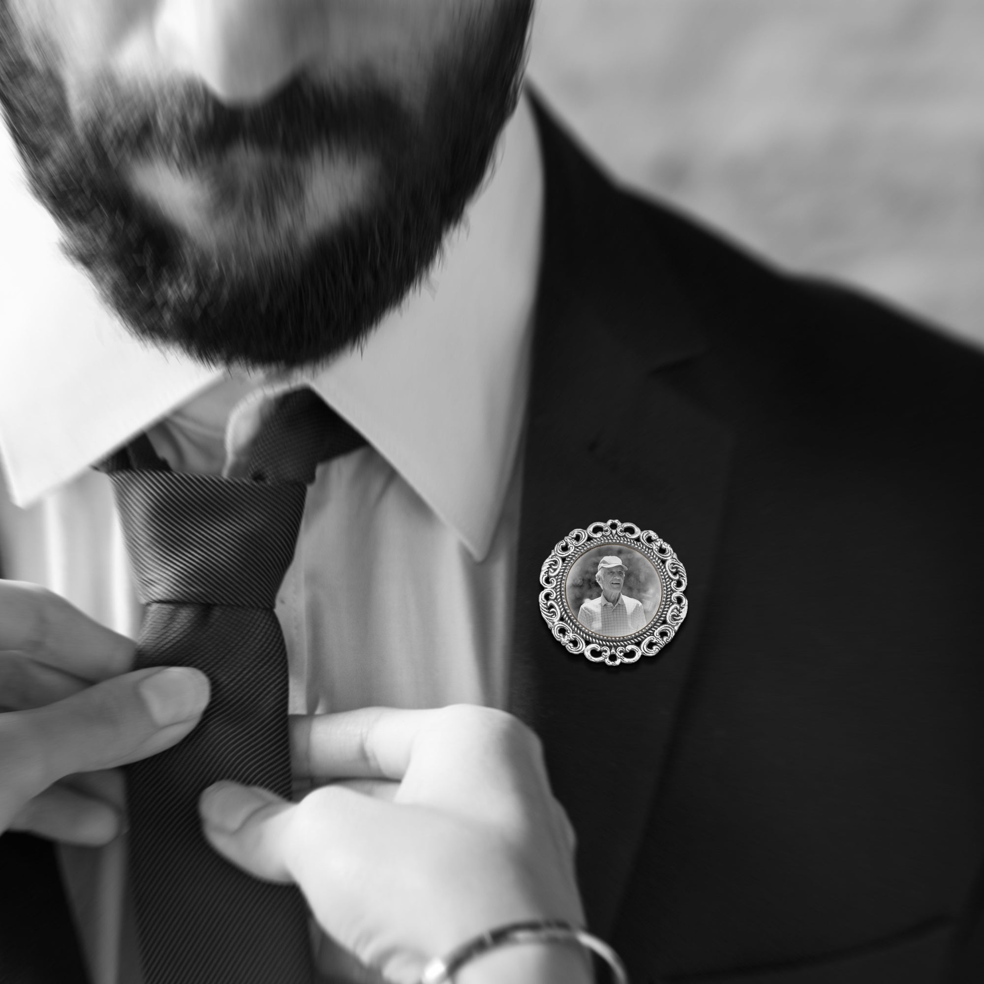 Personalised Photo Memorial Round Boutonniere Groom Lapel Pin/ Tie Clip, Bridal Bouquet Charm, Vintage Brooch Pendant, Wedding Keepsake Gift