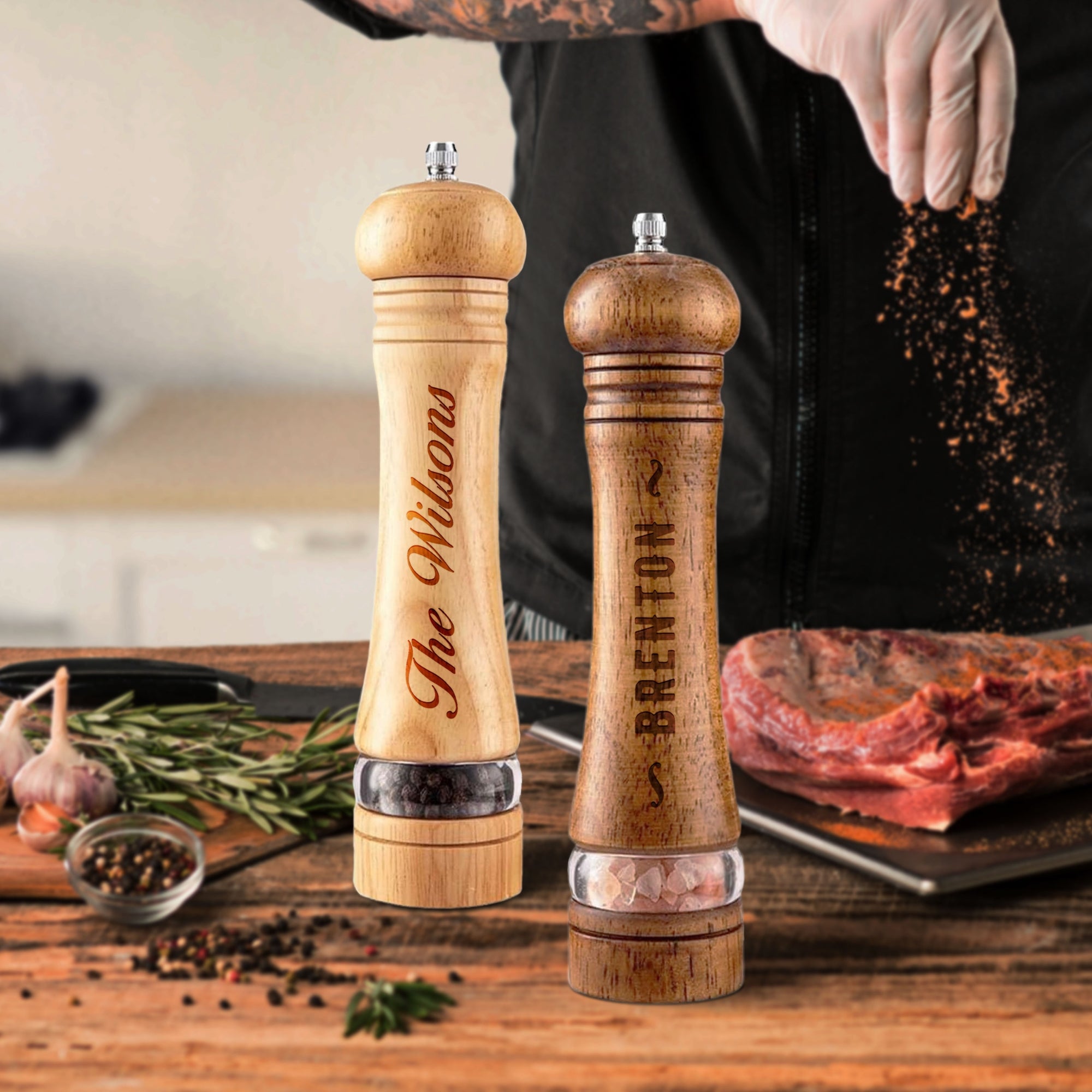 Personalised Wooden Salt Shaker and Pepper Display Grinder Base Set, Engraved Manual Spice Mill Crusher, Kitchen Utensils, Housewarming Gift