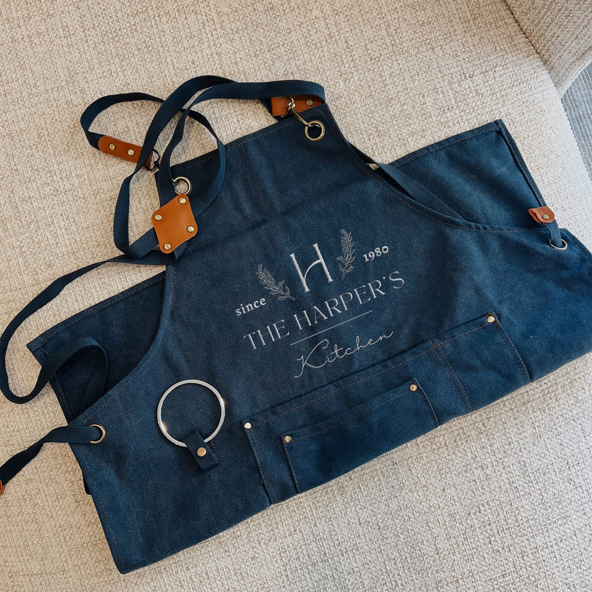 Embroidered Canvas Apron with Multi Pockets & Hanging Ring