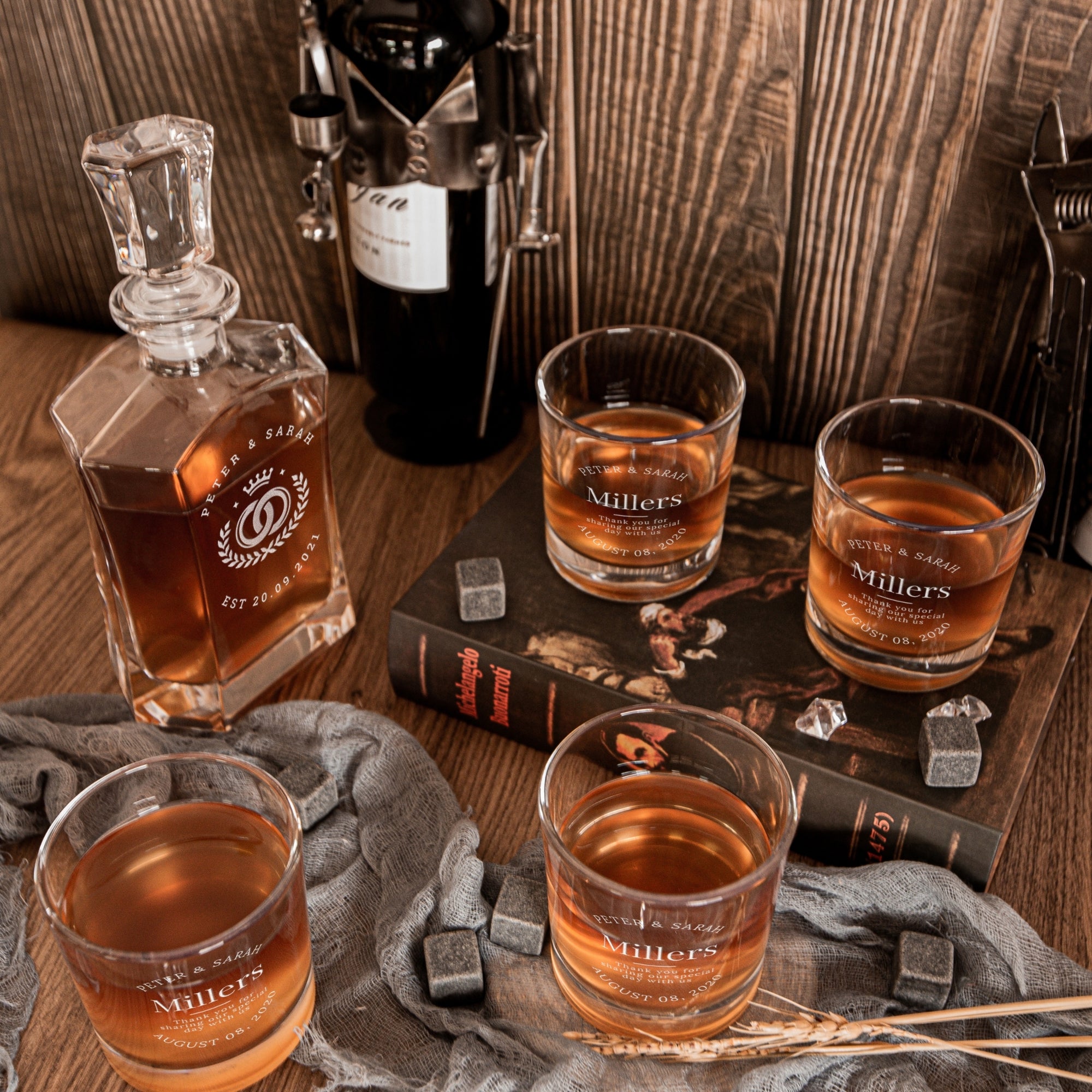 Personalised Flat Whiskey Decanter & 6 Scotch Glasses Box Set , Custom Engraved Whisky Barware, Housewarming, Groomsmen, Dad Birthday Gift
