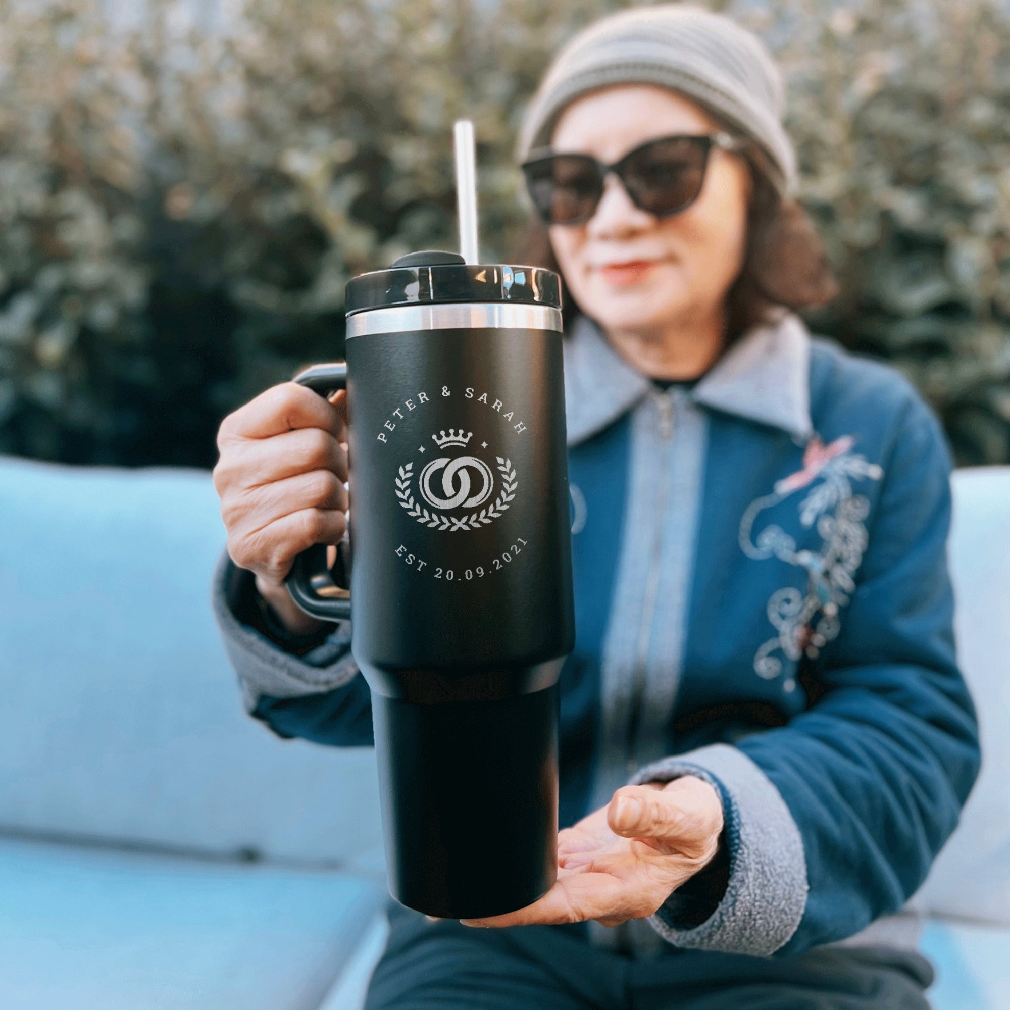 Personalised 1.2L Stainless Steel Insulated Handle Tumbler Lid & Straw, Custom Engraved Logo Travel Thermal Hot Cold Car Cup, Corporate Gift