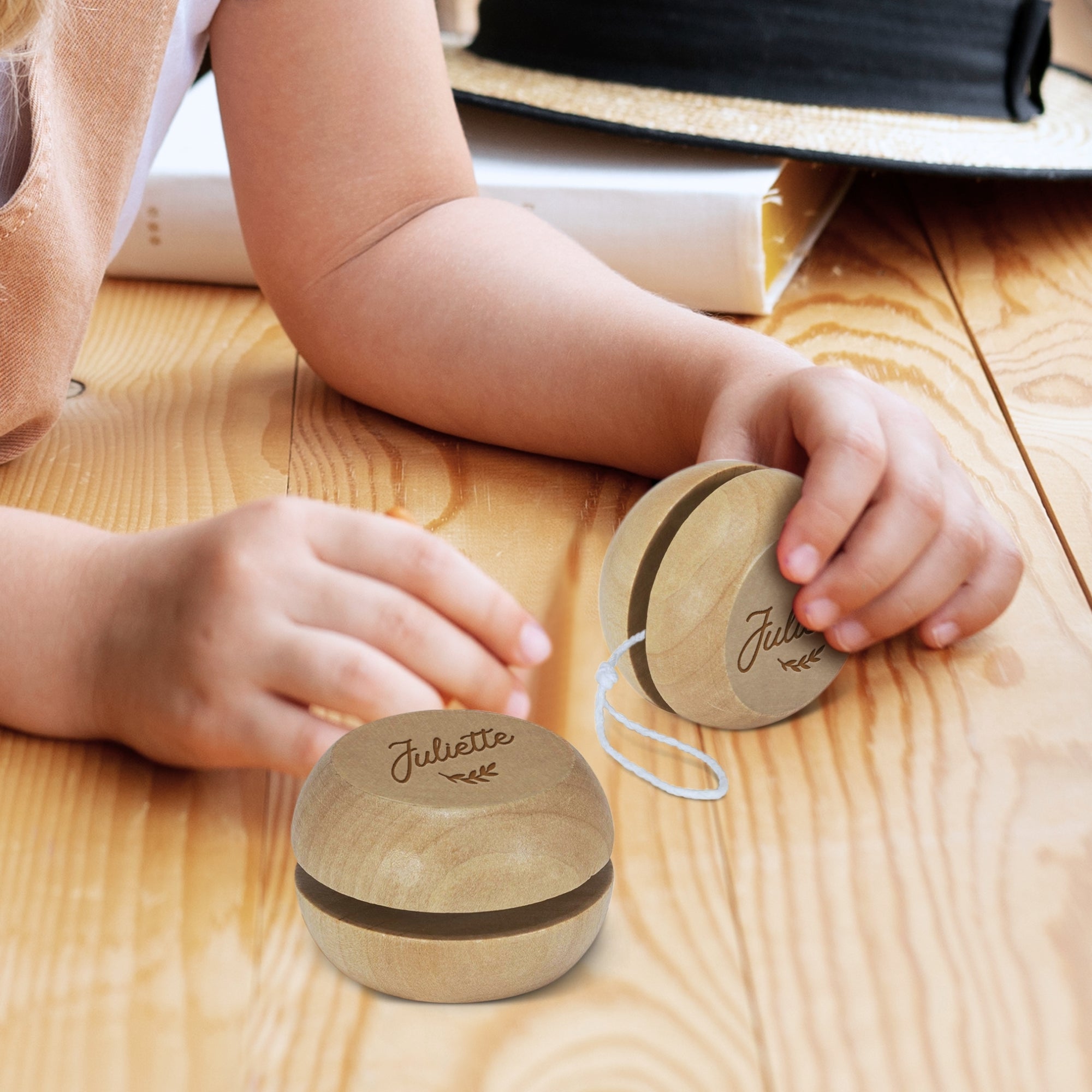 Personalised Wooden YoYo, Engraved Ring Bearer Keepsake, Kid's Toy, Christening, Dad Birthday, Christmas Logo Corporate Gift, Wedding Favour