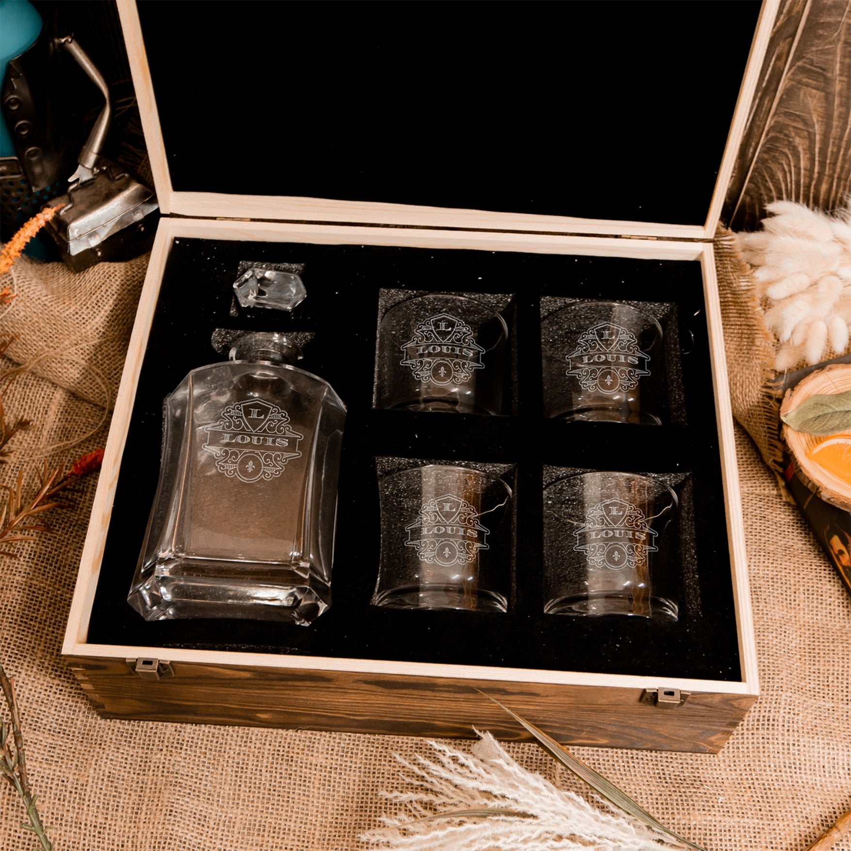 Custom Engraved Whiskey Decanter Set, 4  Glasses & Wooden Box, Personalised Logo Barware, Father, Birthday, Groomsmen Wedding Corporate Gift
