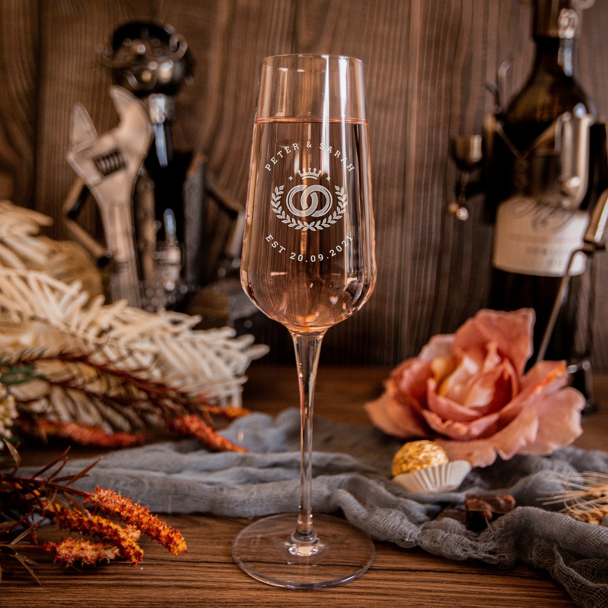 Personalised Pair of Crystal Toasting Flutes in Custom Engraved Wooden Box, Couple Champagne Glasses Set Valentines Anniversary Wedding Gift