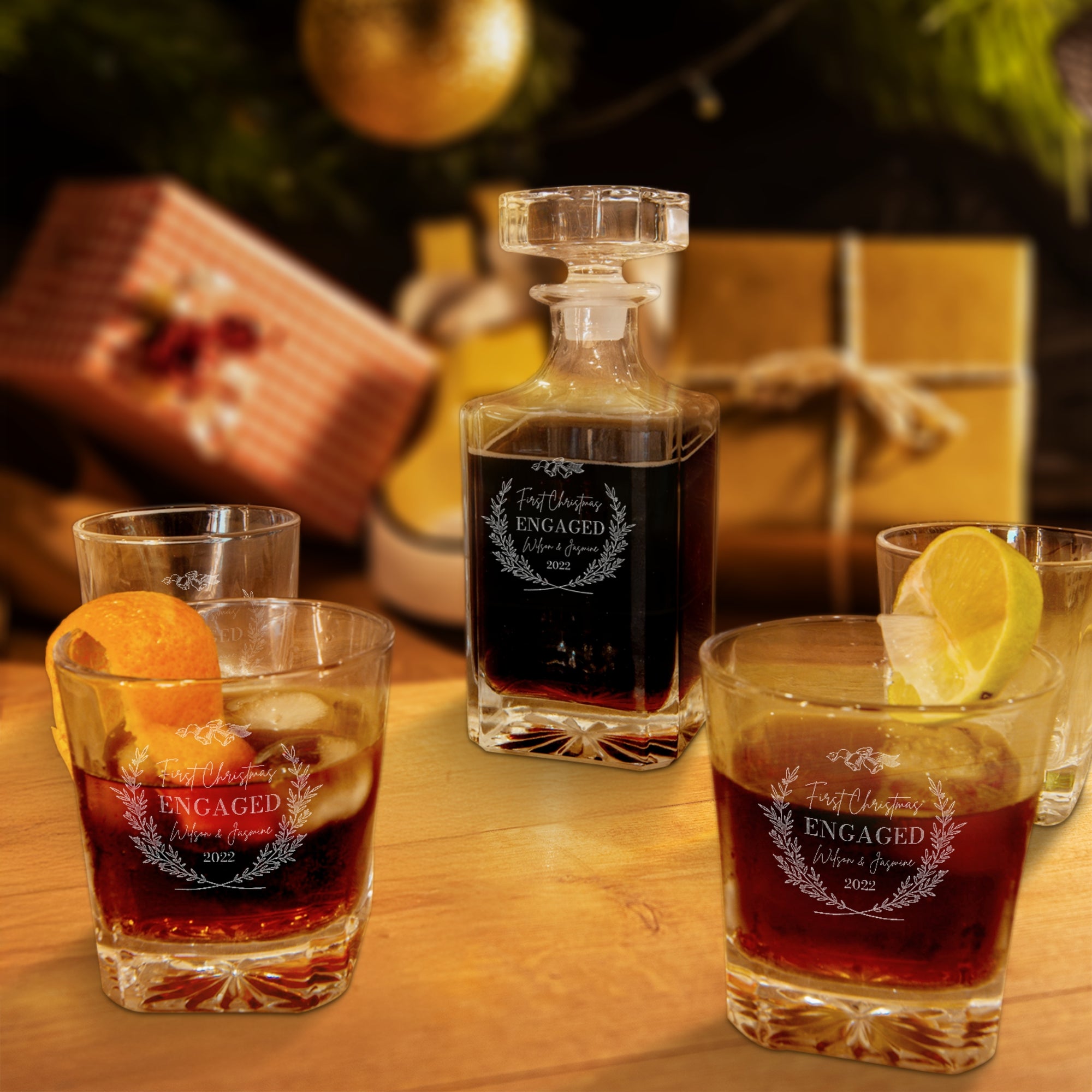 Engraved Christmas Wooden Boxed Whiskey Decanter Set & 4  Scotch Glasses, Personalised Custom Vintage Xmas Whisky Barware Birthday Gift Dad/ Him