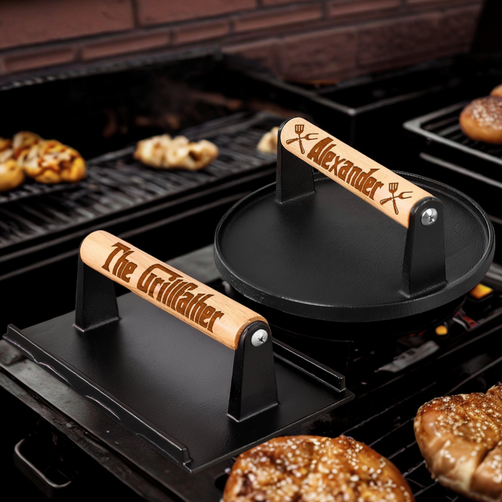 Custom Engraved Cast Iron BBQ Grill Press, Personalised Burger & Meat Weight, Barbecue Lover, Outdoor Cooking Dad Birthday Housewarming Gift