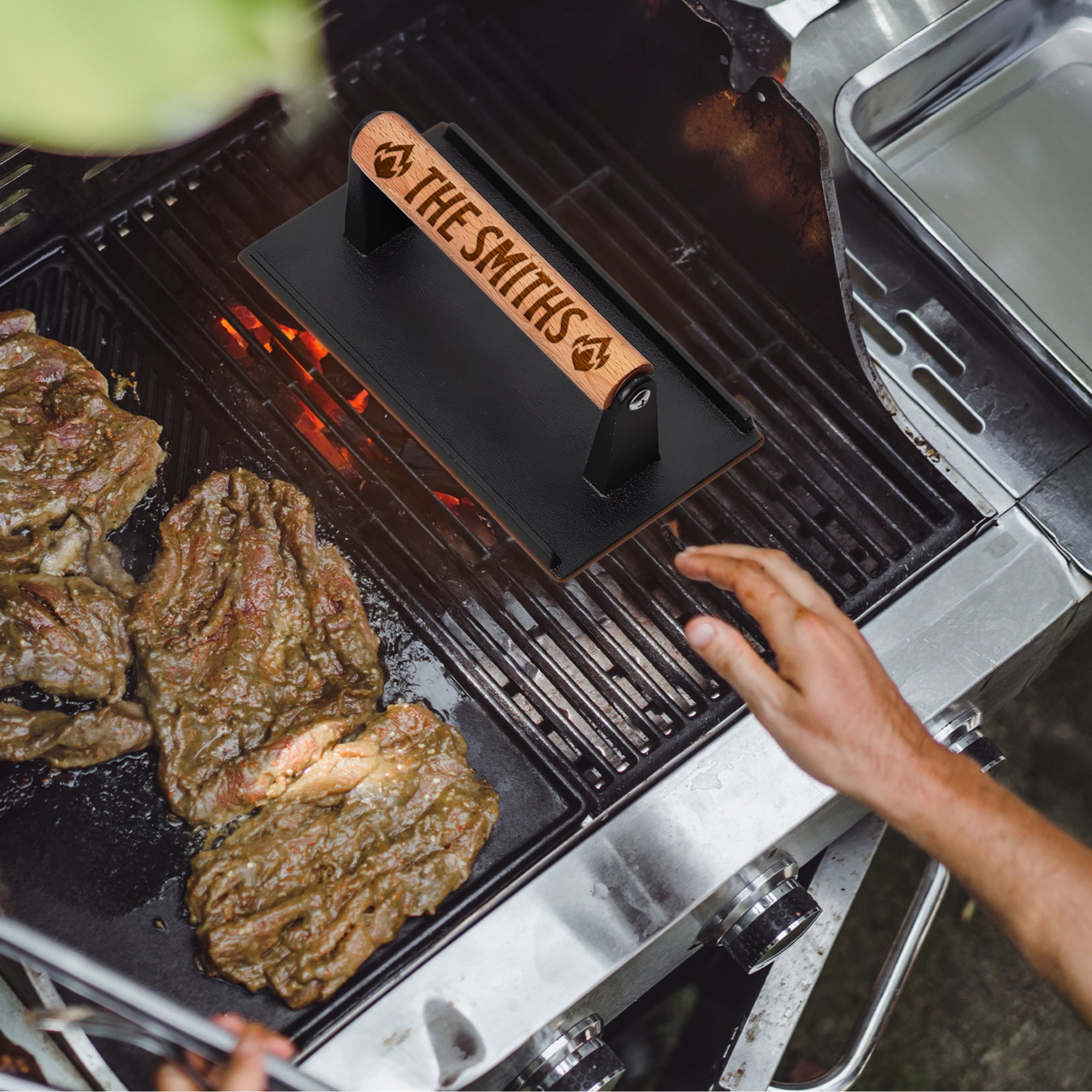 Custom Engraved Cast Iron BBQ Grill Press, Personalised Burger & Meat Weight, Barbecue Lover, Outdoor Cooking Dad Birthday Housewarming Gift