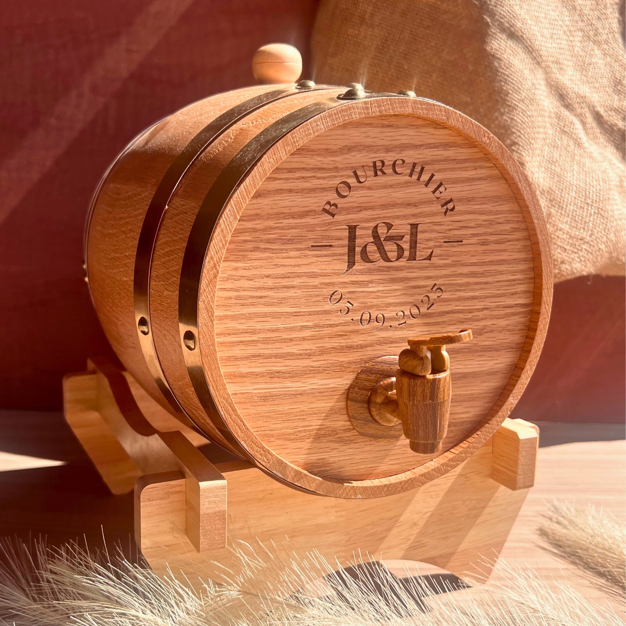 Custom Engraved Wooden Wine Barrel 5L | Whiskey, Brandy, Tequila Tap Dispenser, Beer Pine Wood Storage, Groomsman Wedding, Birthday Dad Gift