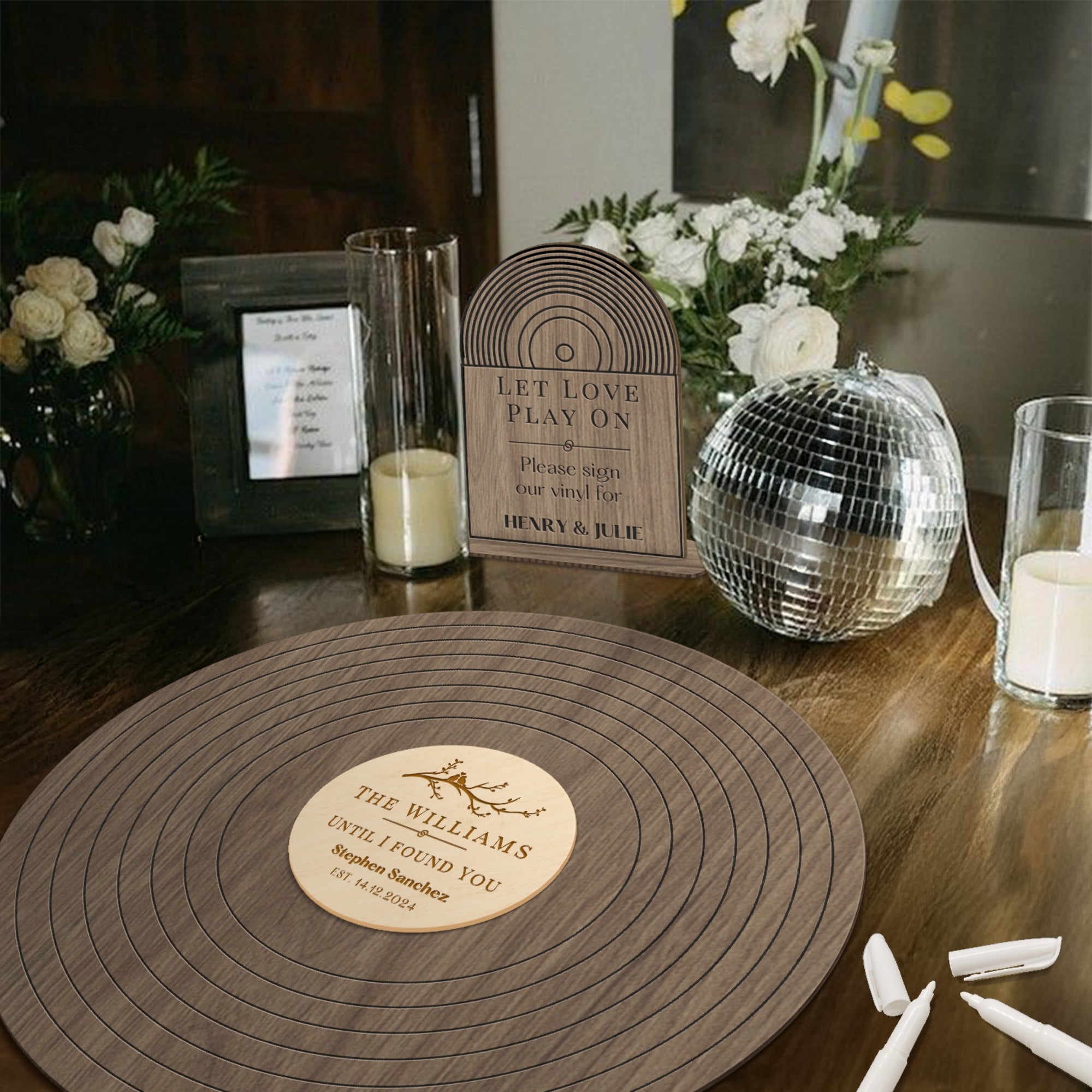 Custom Wooden Record Vinyl Wedding Sign, Personalised Guest Book Alternative Welcome Signage, Music Lovesong Couple Decor, Anniversary Gift