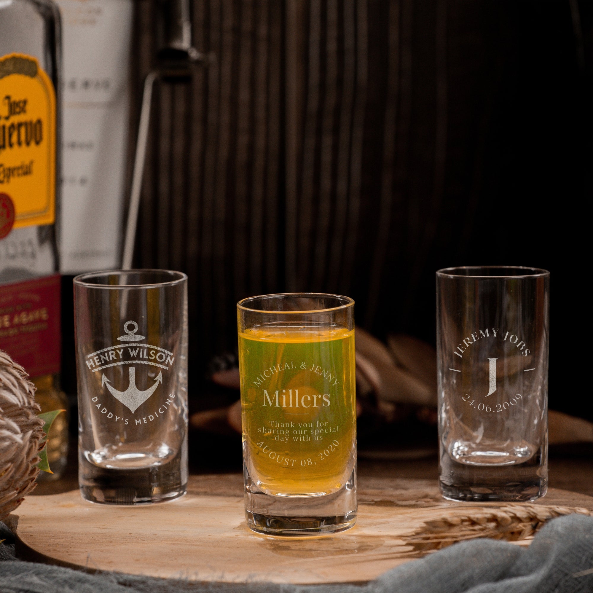 Personalised 5 Crystal Shot Glasses & Custom Engraved Tequila Wooden Flight Board Set, Dad, Bridesmaid Groomsman Wedding Xmas Corporate Gift