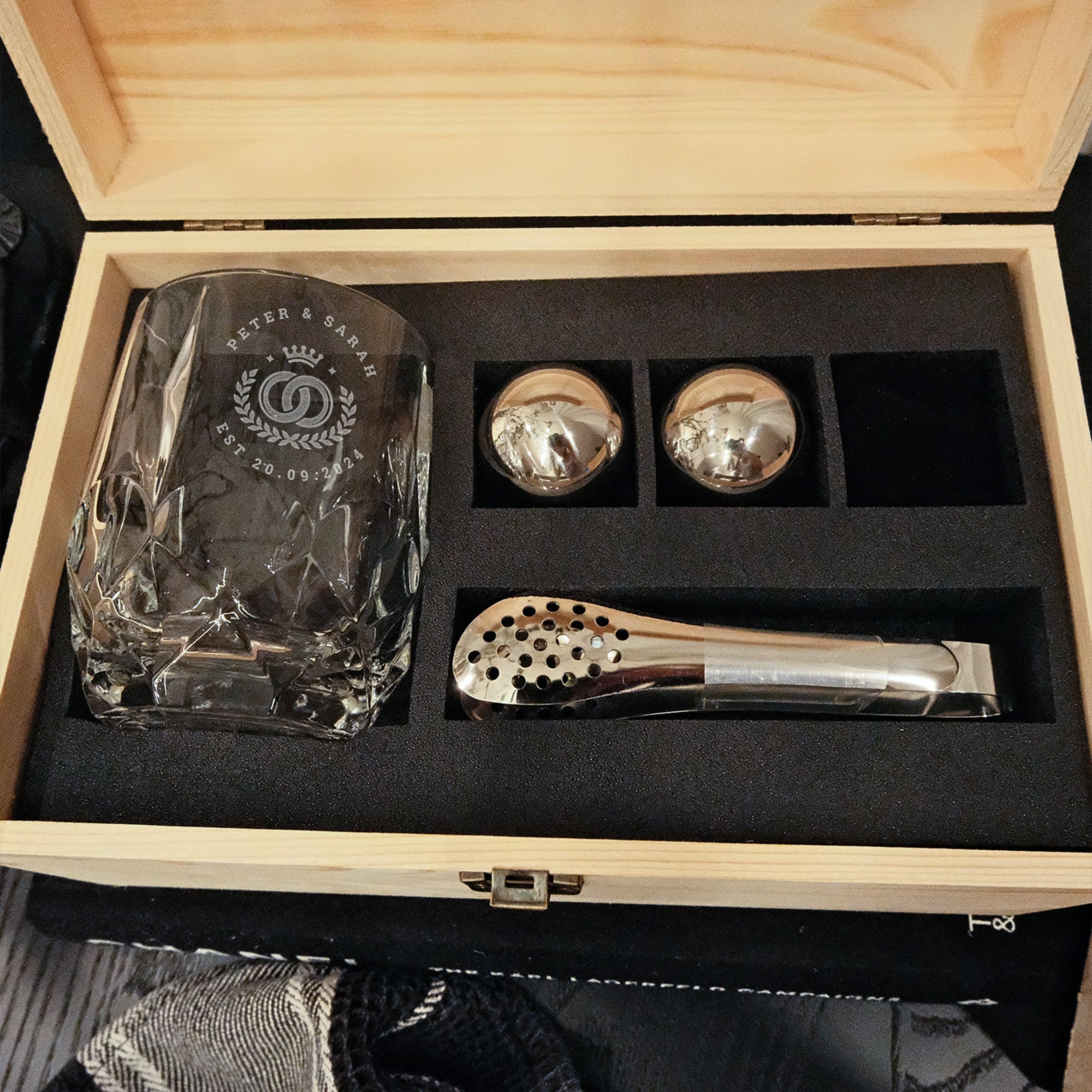 Personalised Deluxe Faceted Italian Crystal Whiskey Glass, 2 Chilling Balls, Tongs, Pouch & Engraved Wooden Box, Groomsman Barware Gift Set