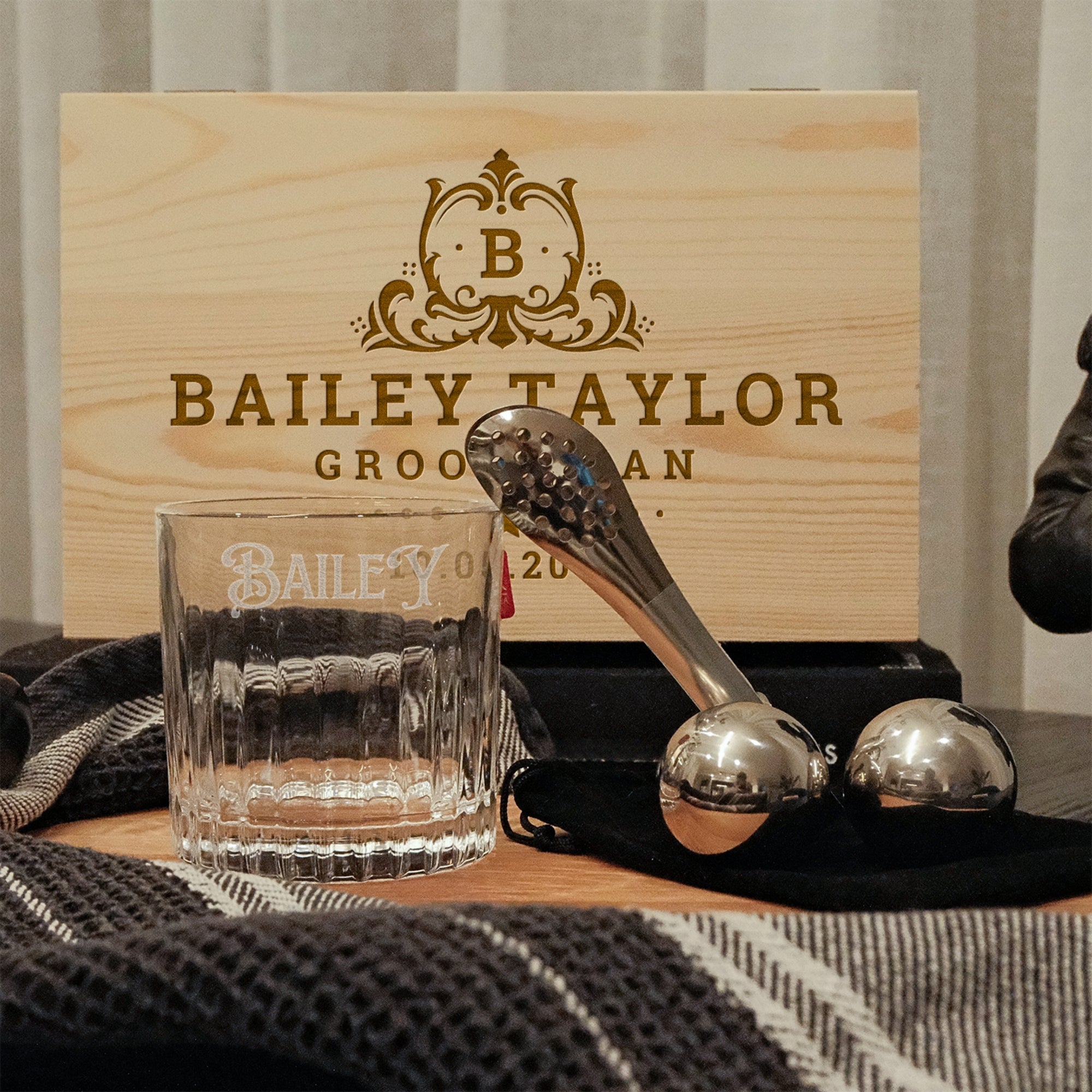 Personalised Deluxe Timeless Italian Crystal Whiskey Glass, 2 Chilling Balls, Tongs, Pouch & Engraved Wooden Box, Groomsman Barware Gift Set