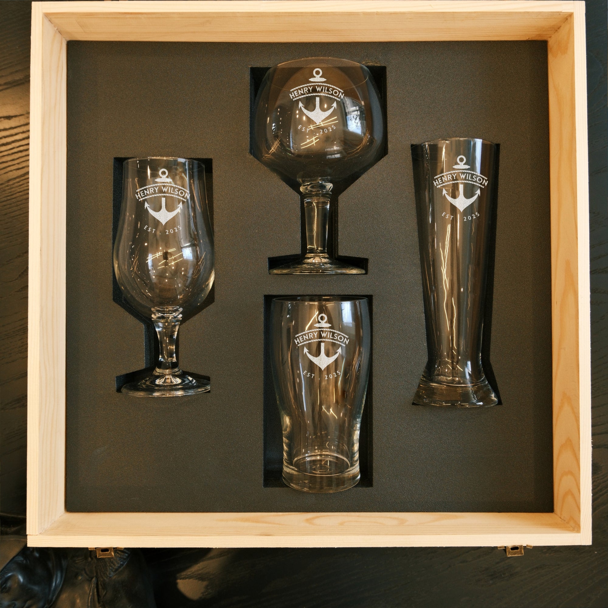 Personalised Set of 4 Portugal Beer Glasses & Custom Engraved Logo Wooden Box, Groomsman Proposal, Wedding, Birthday, Father, Corporate Gift