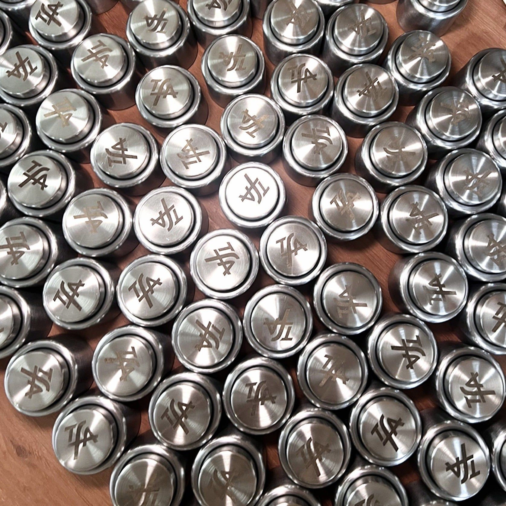 Personalised Stainless Steel Wine Stopper, Custom Engraved Logo Barware Accessories, Wedding Favors, Groomsman, Dad Birthday, Corporate Gift