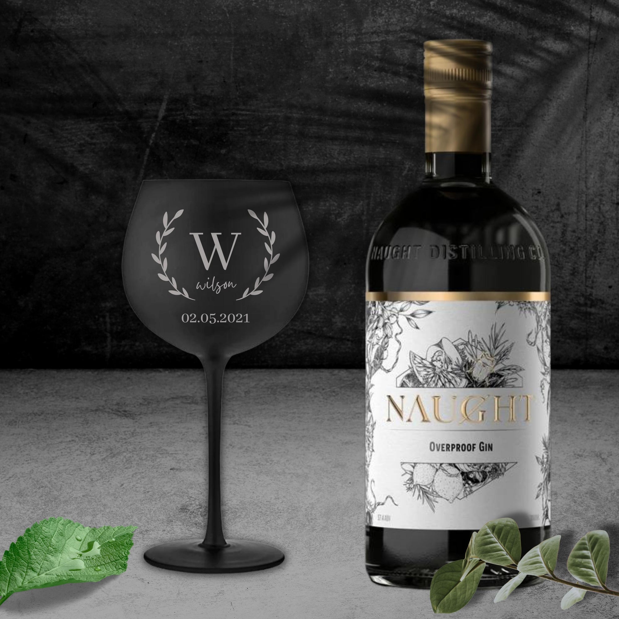 Engraved 600ml Matte Black Gin/ Spirits Stemless Wine Glass, Personalised Custom Monogram Barware, Housewarming/ Wedding, Bridesmaid Gift