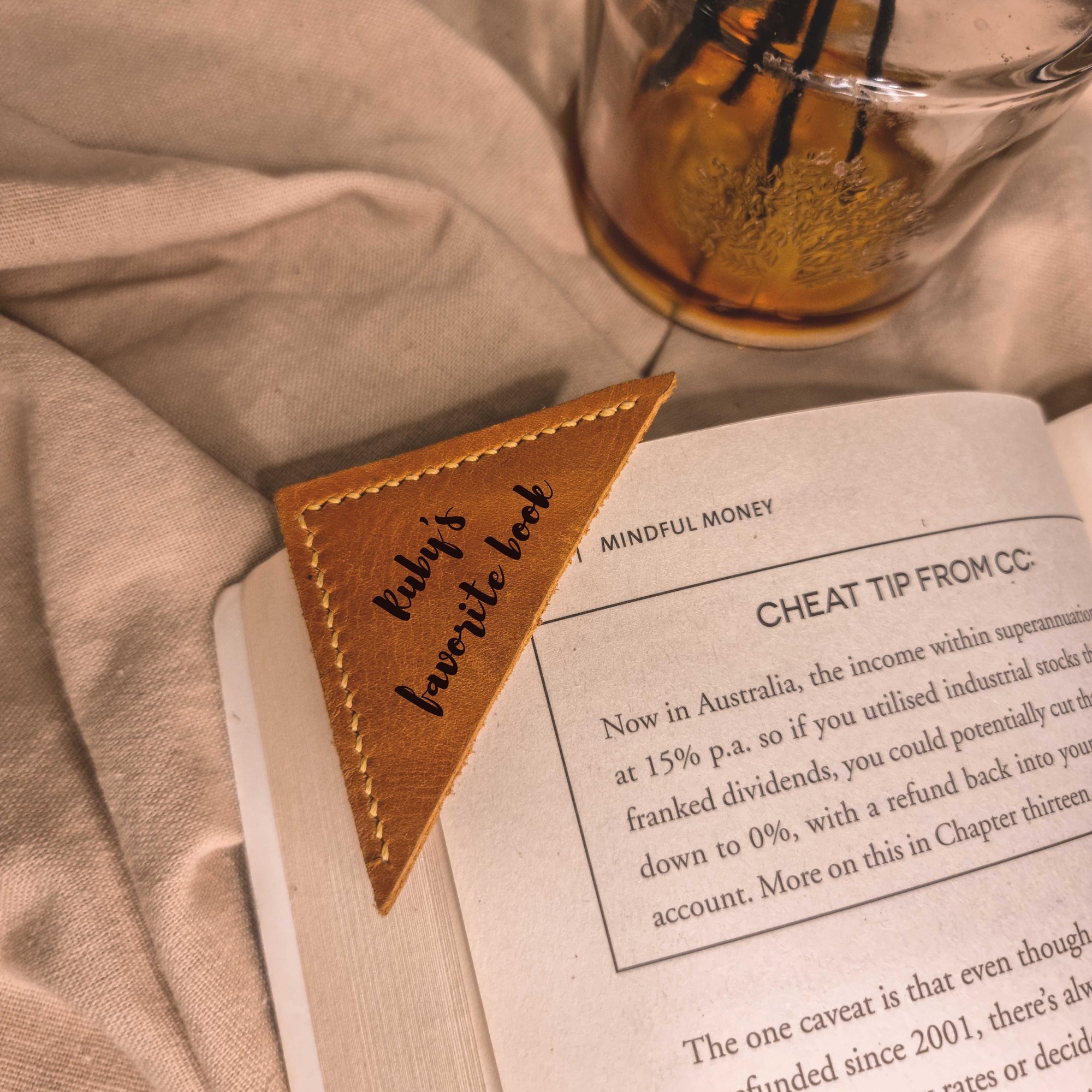 Personalised Cowhide Leather Triangle Heart Bookmark/ Monogram Custom Laser Engraved/ Gift for Him & Her/ Father/ Birthday/ Mum/ Book Lovers