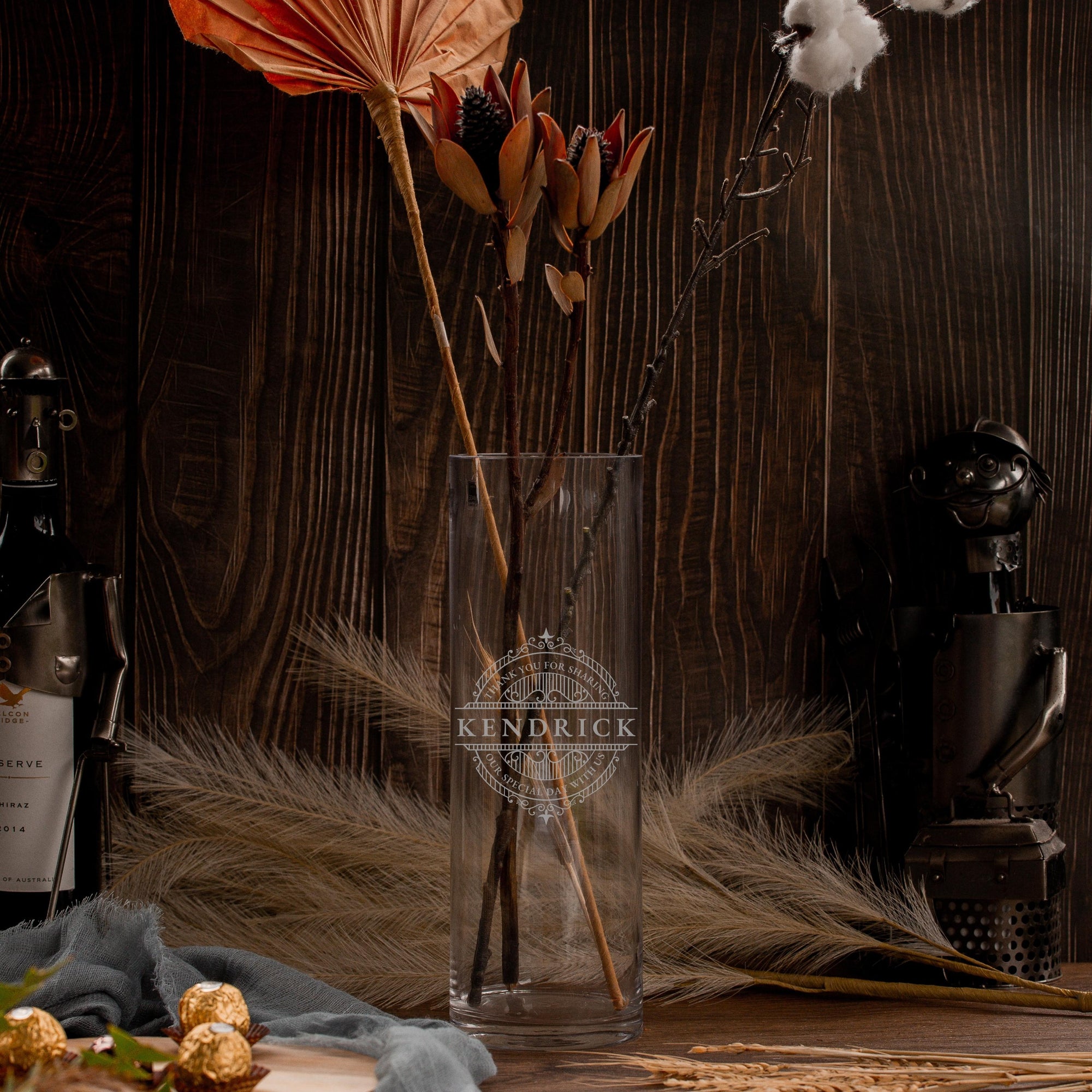 Personalised Cylinder Clear Glass Vase, Custom Engraved Memorial Congratulations Wedding Gift for Mother of Bride, Groom, Birthday, Valentine's Day, Housewarming, Bridesmaid Favour