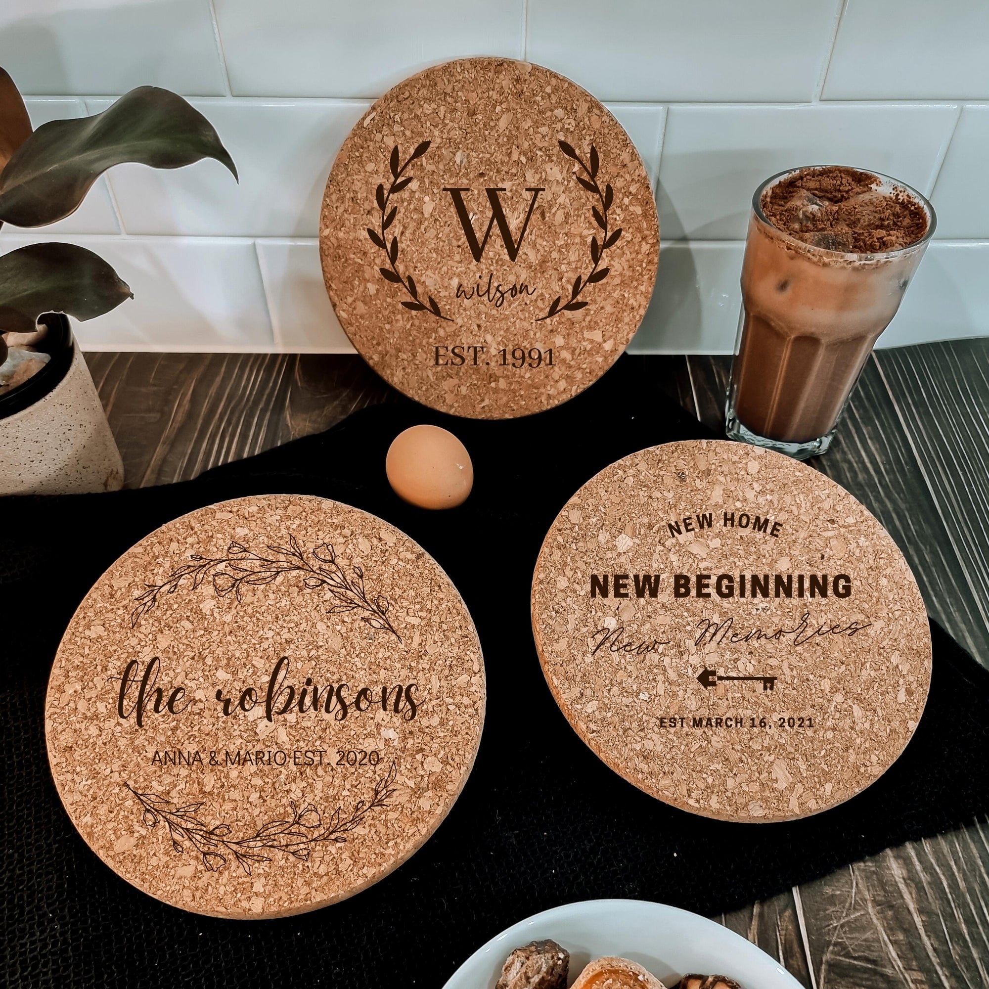 Personalised Round Cork Heat Pot Stand/ Holder, Custom Engraved Proof Mat Hot Pad/ Trivet, Wedding, Anniversary, Housewarming, Birthday Gift