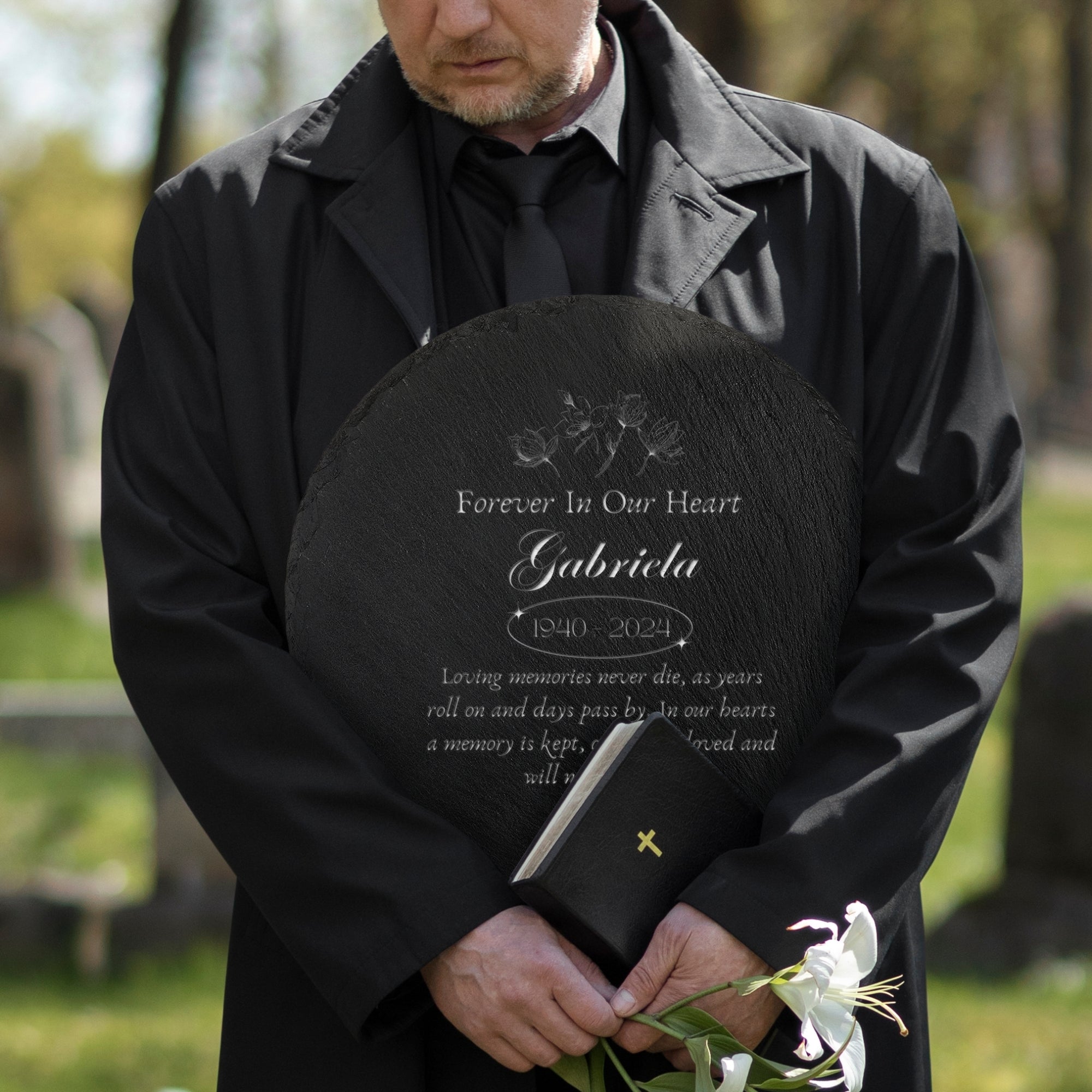 Personalised Memorial Round Slate Sign, Custom Engraved In Loving Memory Garden Stone, Funeral Cemetery Plaque, Loss of Loved One Pray Gift