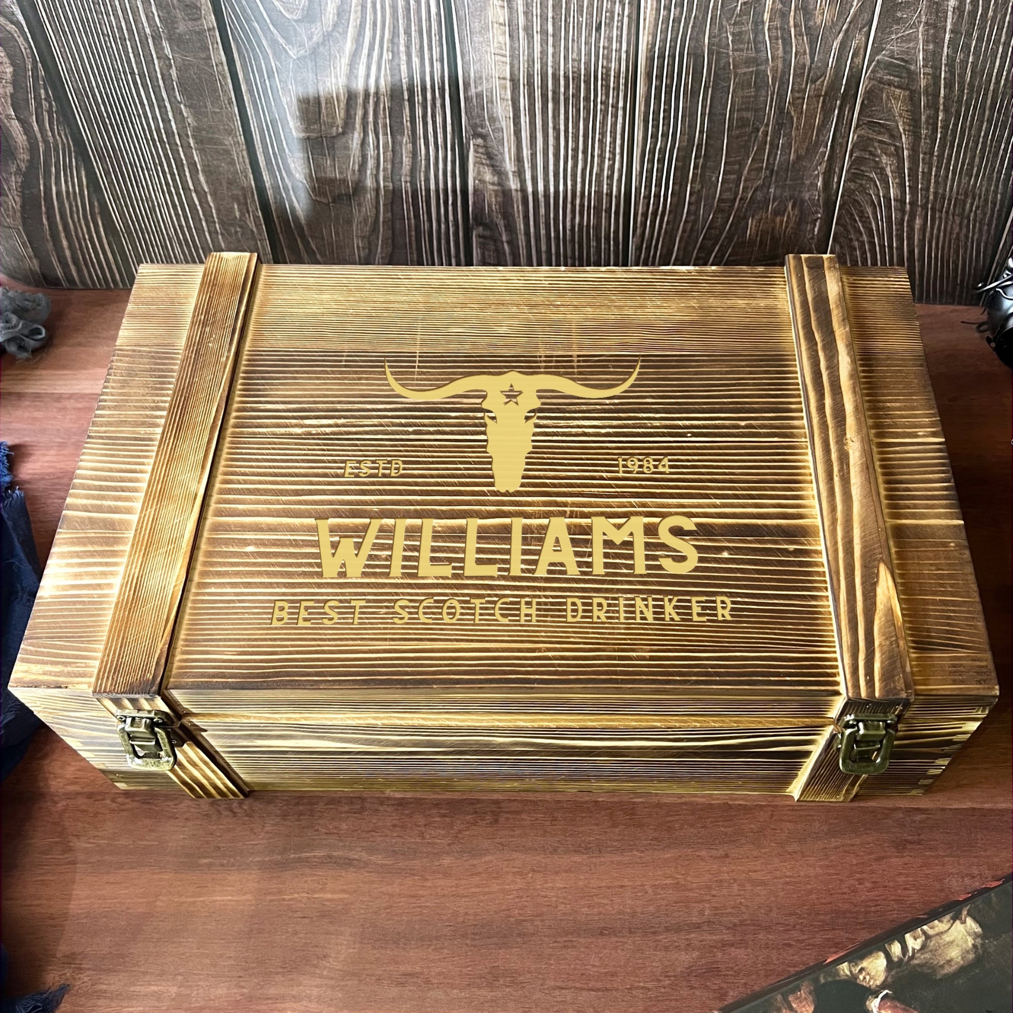 Personalised Army Wood Crate Whiskey Box, Whisky Decanter, 2 Glasses, 6 Ice Stones, 2 Coasters, Tongs, Etched Barware Groomsman Dad Gift Set