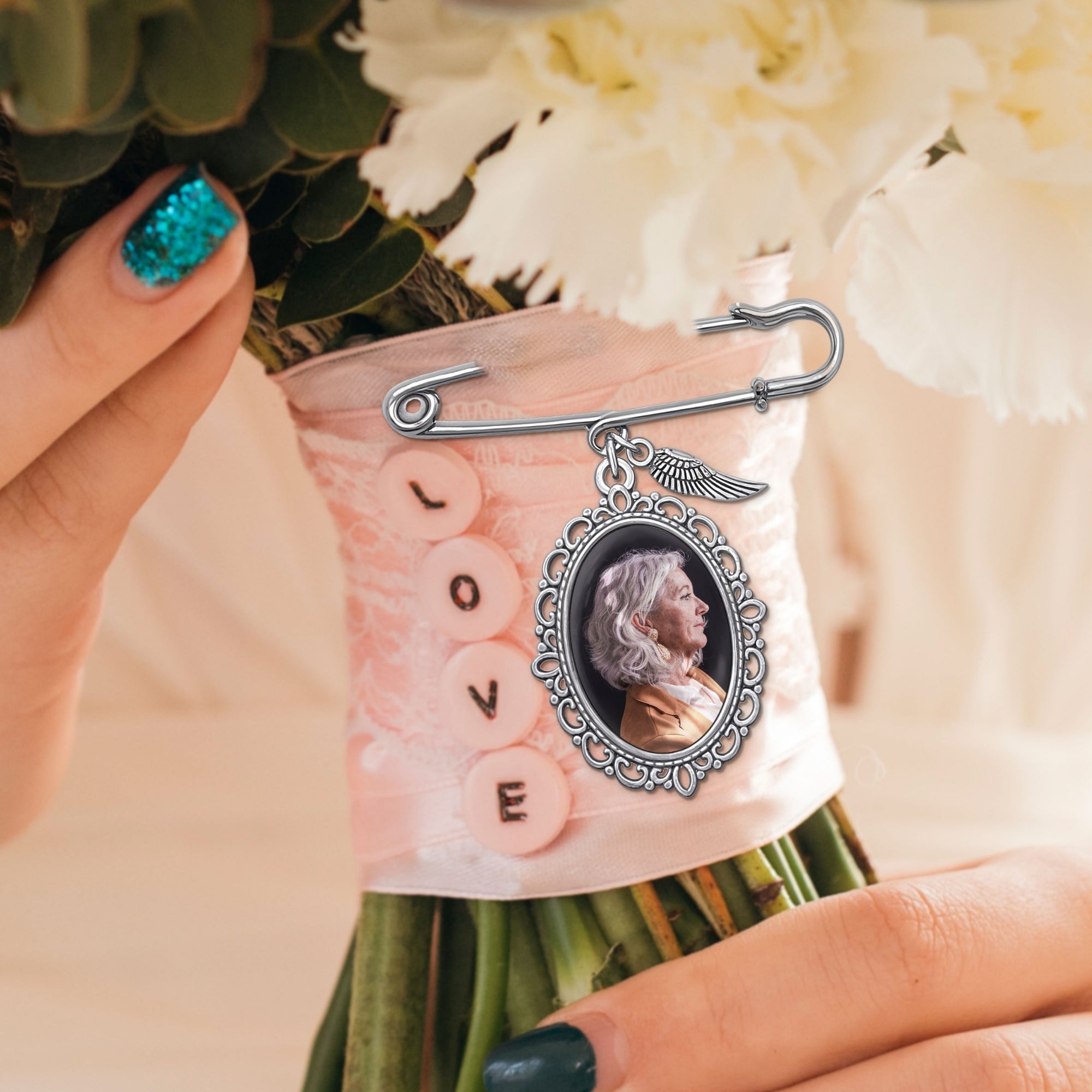 Personalised Photo & Message Memorial Bridal Bouquet Pin Charm, Custom Print Picture In Loving Memory Quotes Brooch Wedding Remembrance Gift