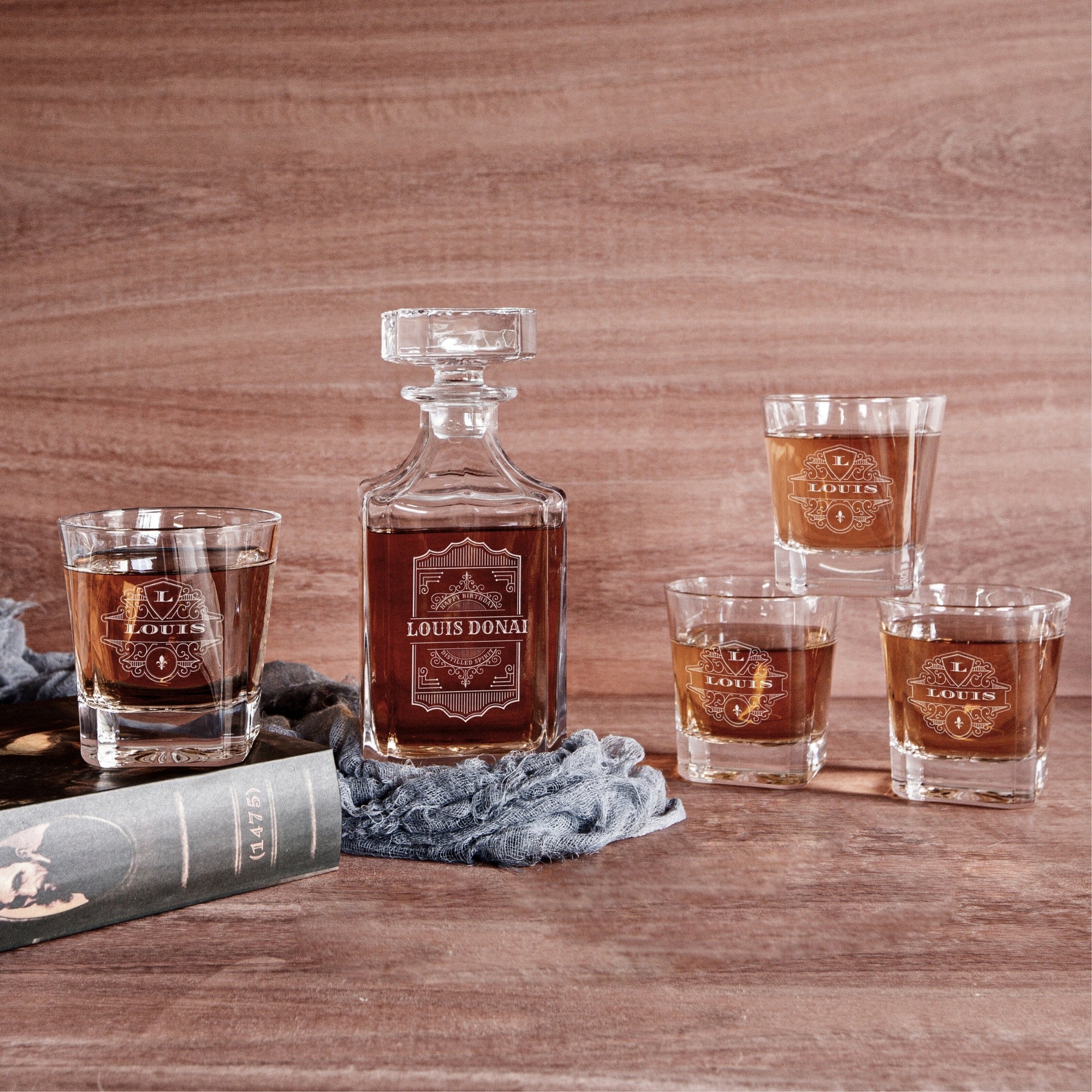 Personalised Square Whiskey Decanter &amp; 6 Scotch Glasses Box Set , Custom Engraved Whisky Barware, Housewarming, Groomsmen, Dad Birthday Gift