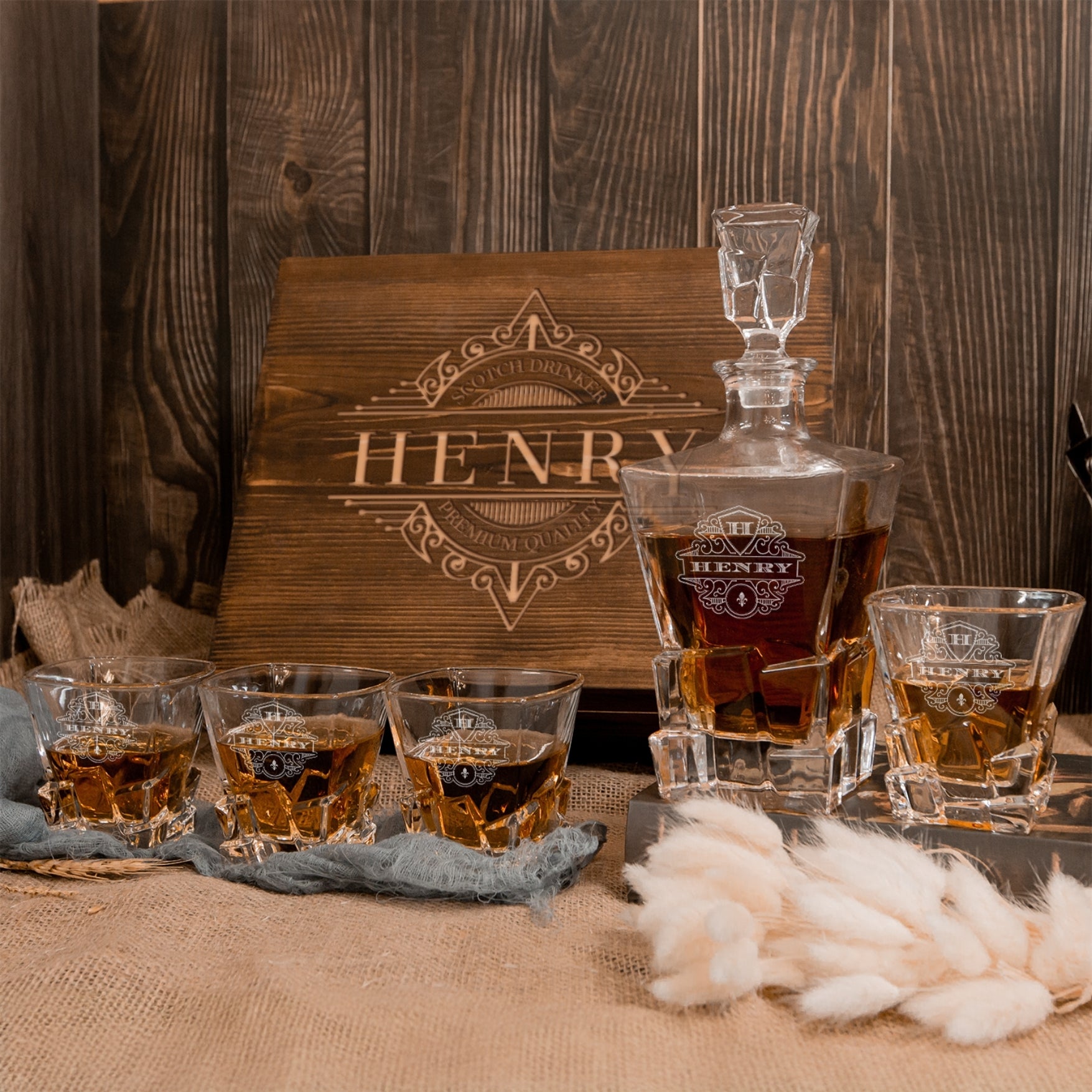 Custom Engraved Premium Whiskey Decanter Set, 4  Glasses &amp; Wooden Box, Personalised Barware, Dad Birthday, Groomsmen Wedding, Corporate Gift