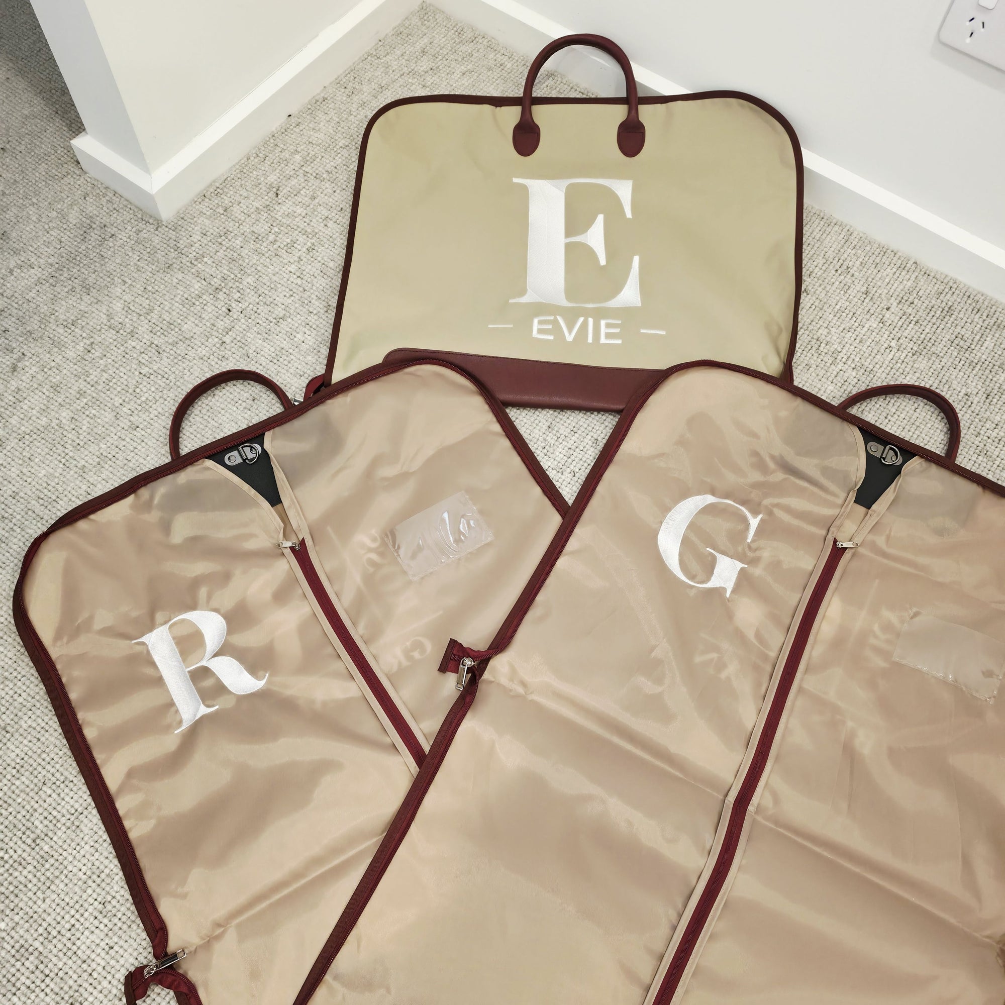 Custom Embroidered Carry Suit Bag, Personalised Travel Garment, Dress Zipper Storage, Business Vest Formal Clothing Organiser Groomsman Gift