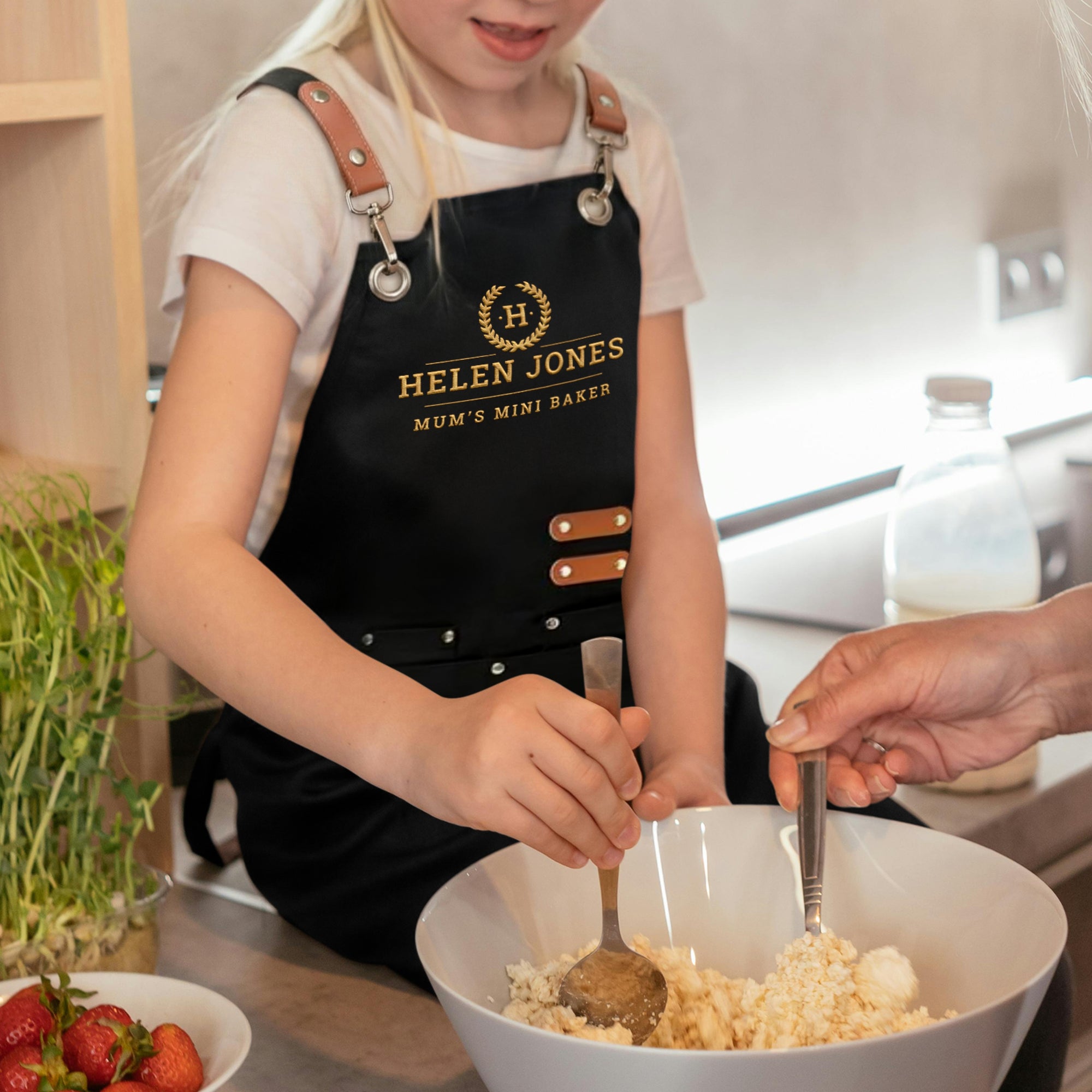 Custom Embroidered Kid Crossover Pocket Apron, Personalised Adjustable Little Chef Kitchen Workshop Baby Handyman Garden Helper Children Bib