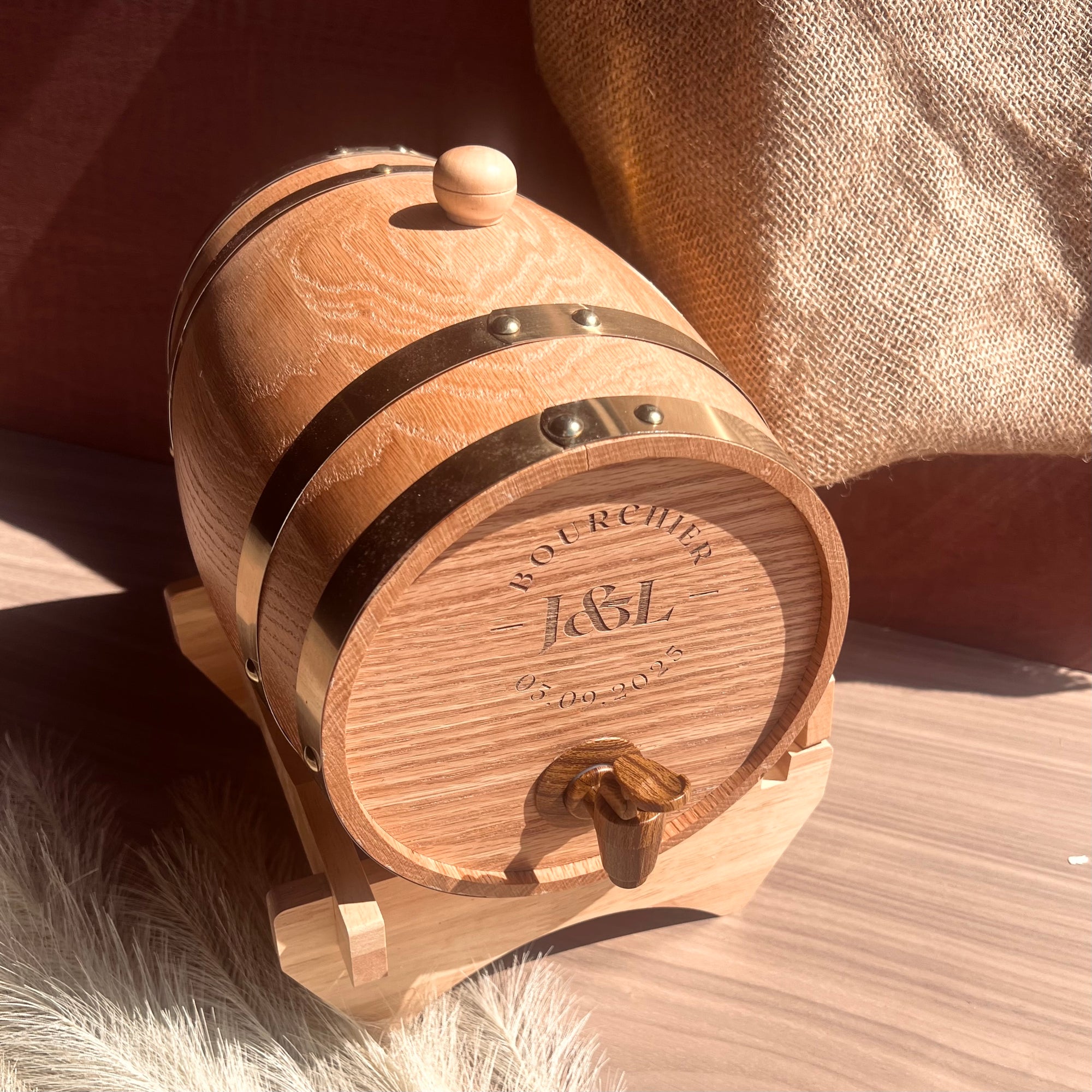 Custom Engraved Wooden Wine Barrel 5L | Whiskey, Brandy, Tequila Tap Dispenser, Beer Pine Wood Storage, Groomsman Wedding, Birthday Dad Gift