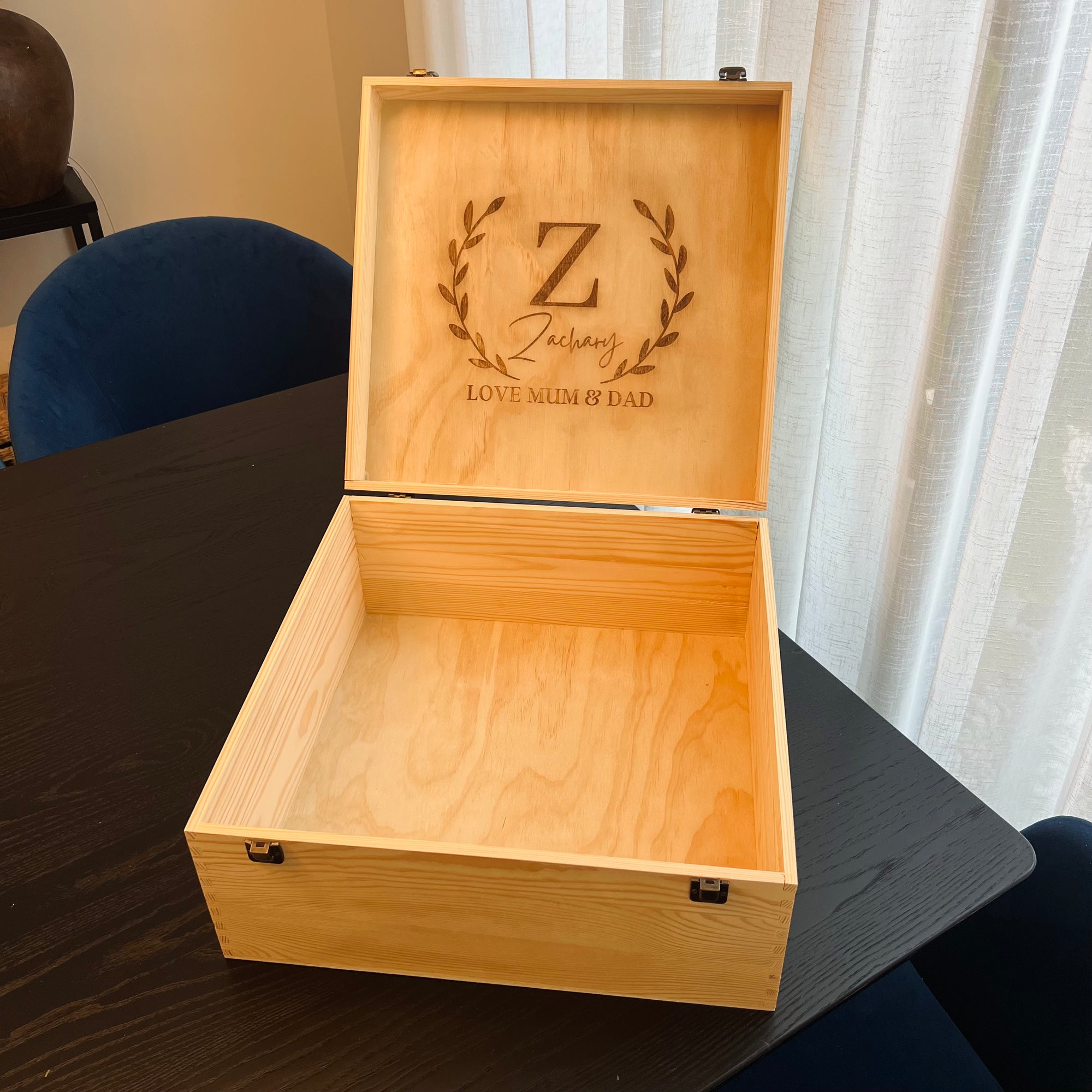 Personalised 4 Crystal Wine Glasses, Marble Coasters in Custom Etched Wooden Box, Bridesmaid Wedding, Birthday Housewarming Anniversary Gift