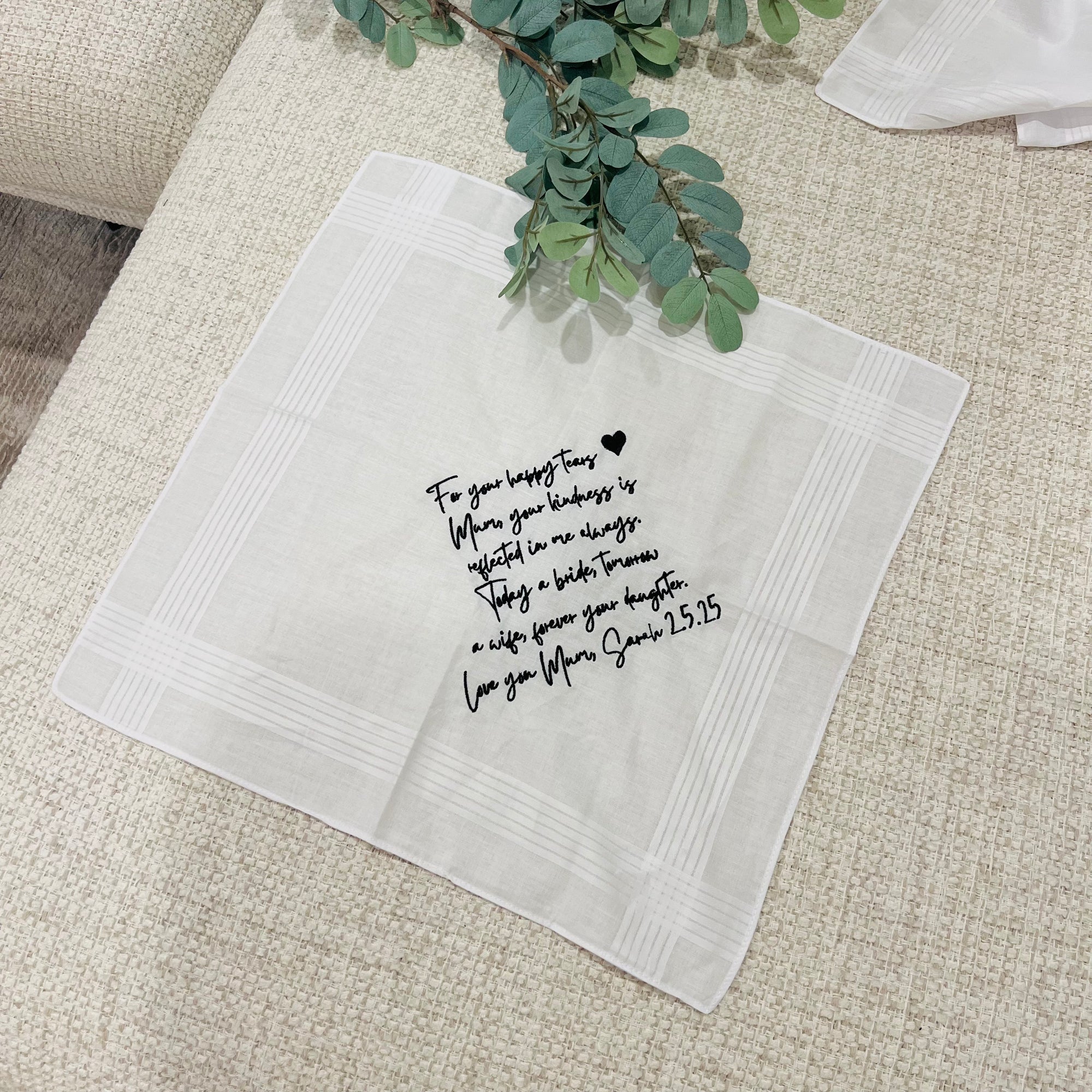 Custom Embroidered Handkerchief, Personalised Guest Table Name Place Hankies Embroidery, Anniversary, Wedding Favors Bestman Groom Father Gift