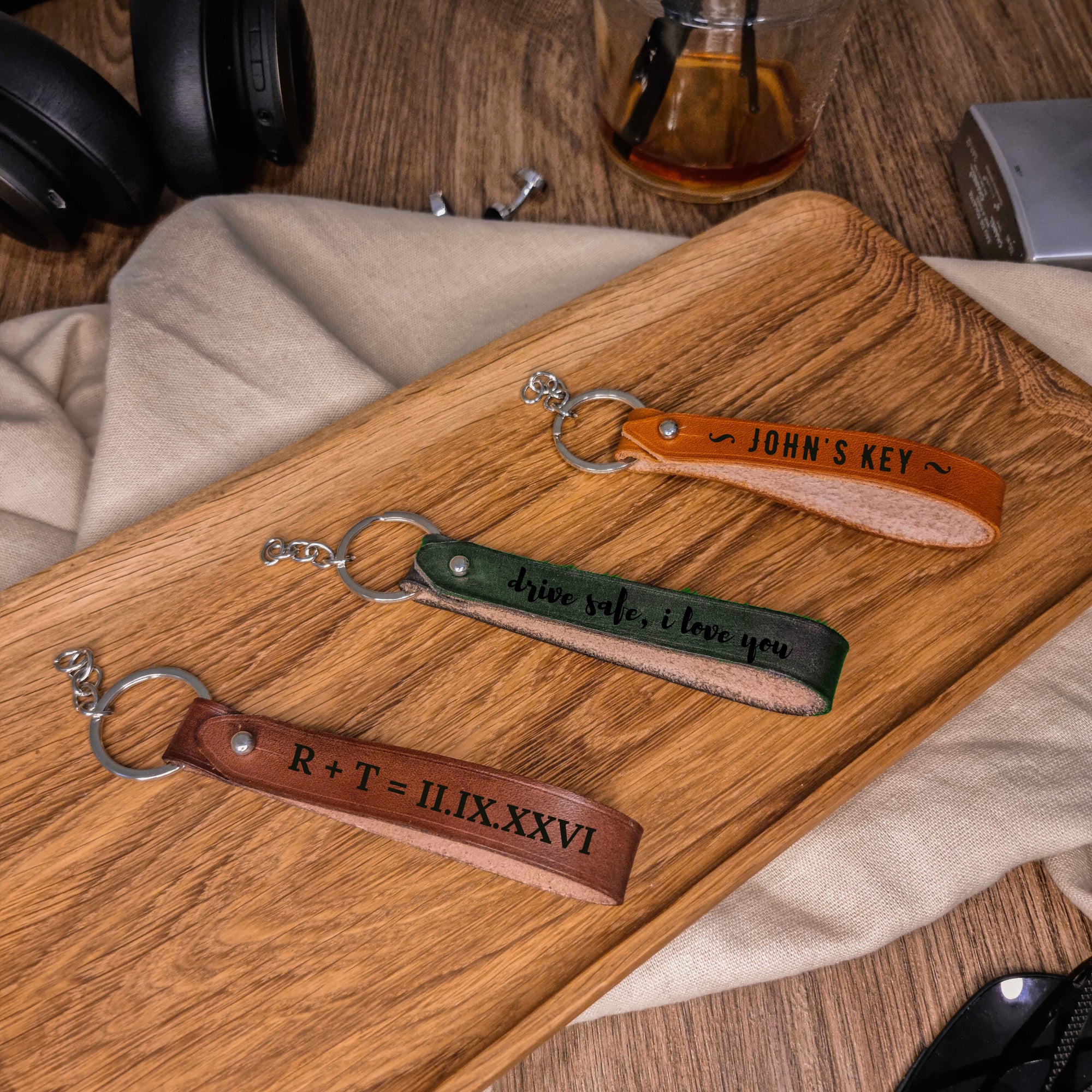 Personalised Cowhide Real Leather Keychain/ Keyring, Monogram Custom Laser Engraved/ Gift for Him/Boyfriend/ Father Day/ Birthday Christmas