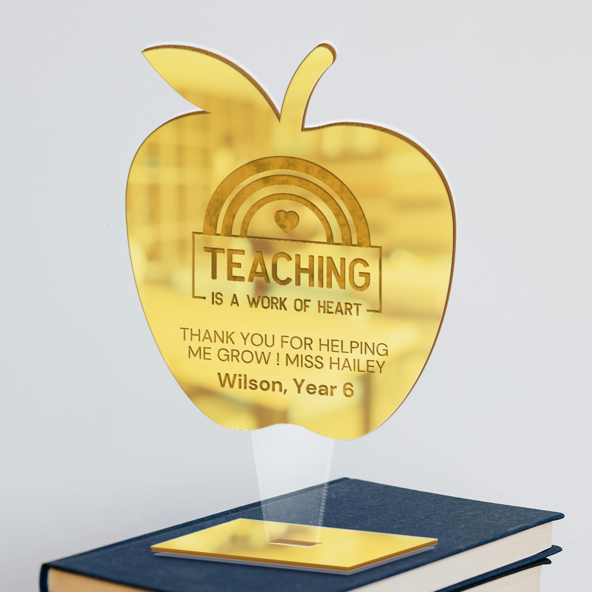 Personalised 3D Apple Award Plaque/ Custom Engraved Acrylic School Graduate Teacher Trophy, Sport Coach, Mentor Keepsake Xmas Corporate Gift