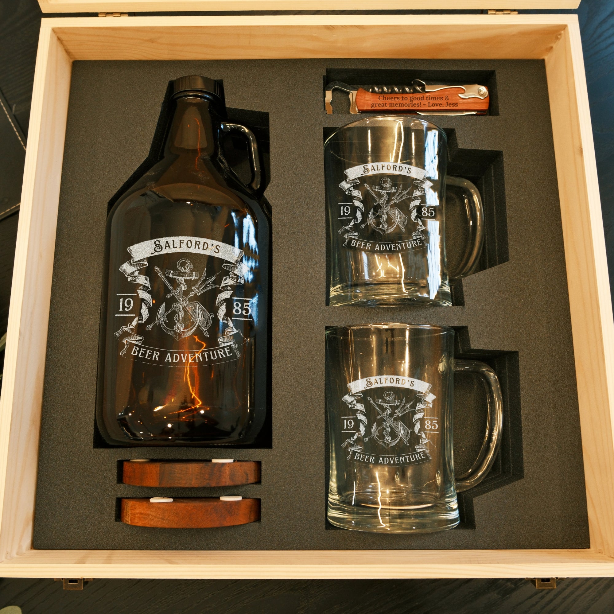 Personalised Beer Growler Gift Set & 2 Tankard Mugs, Acacia Coasters, Bottle Opener in Custom Engraved Logo Wooden Box, Groomsman, Dad Gift