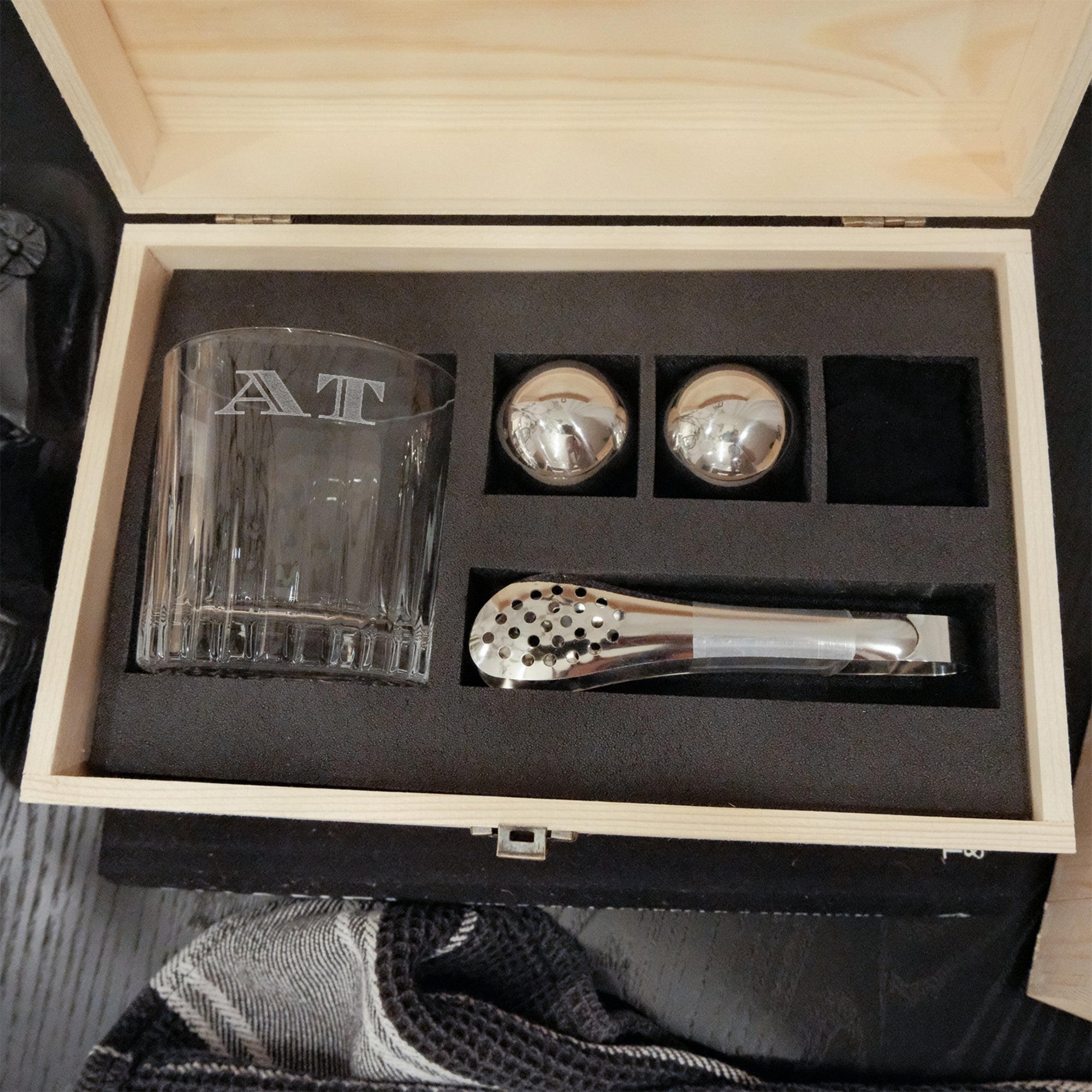 Personalised Deluxe Timeless Italian Crystal Whiskey Glass, 2 Chilling Balls, Tongs, Pouch & Engraved Wooden Box, Groomsman Barware Gift Set
