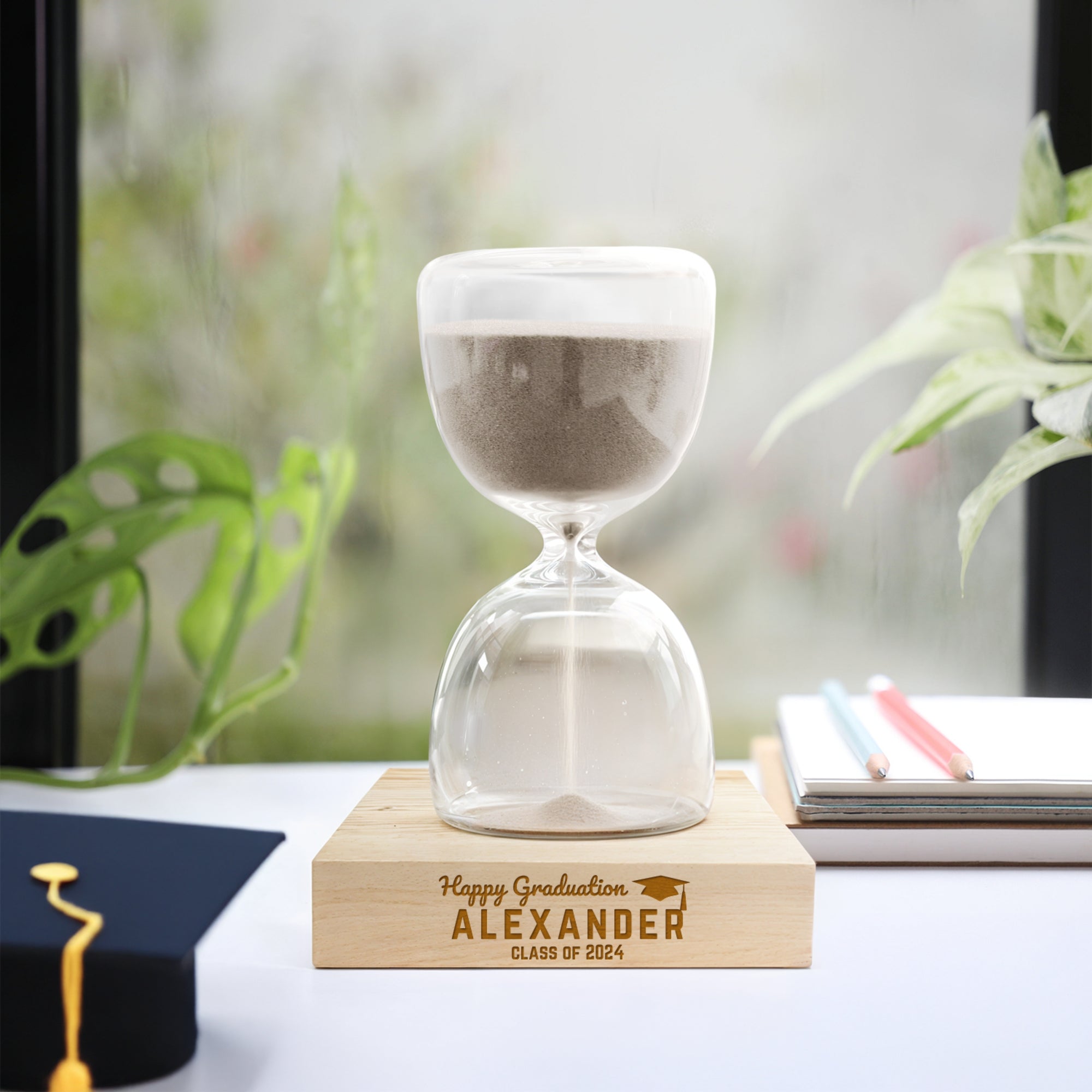 Personalised Glass Hourglass Timer &amp; Wooden Base, Custom Engraved Sand Art Display Decor, Office Accessories, Anniversary Housewarming Gift