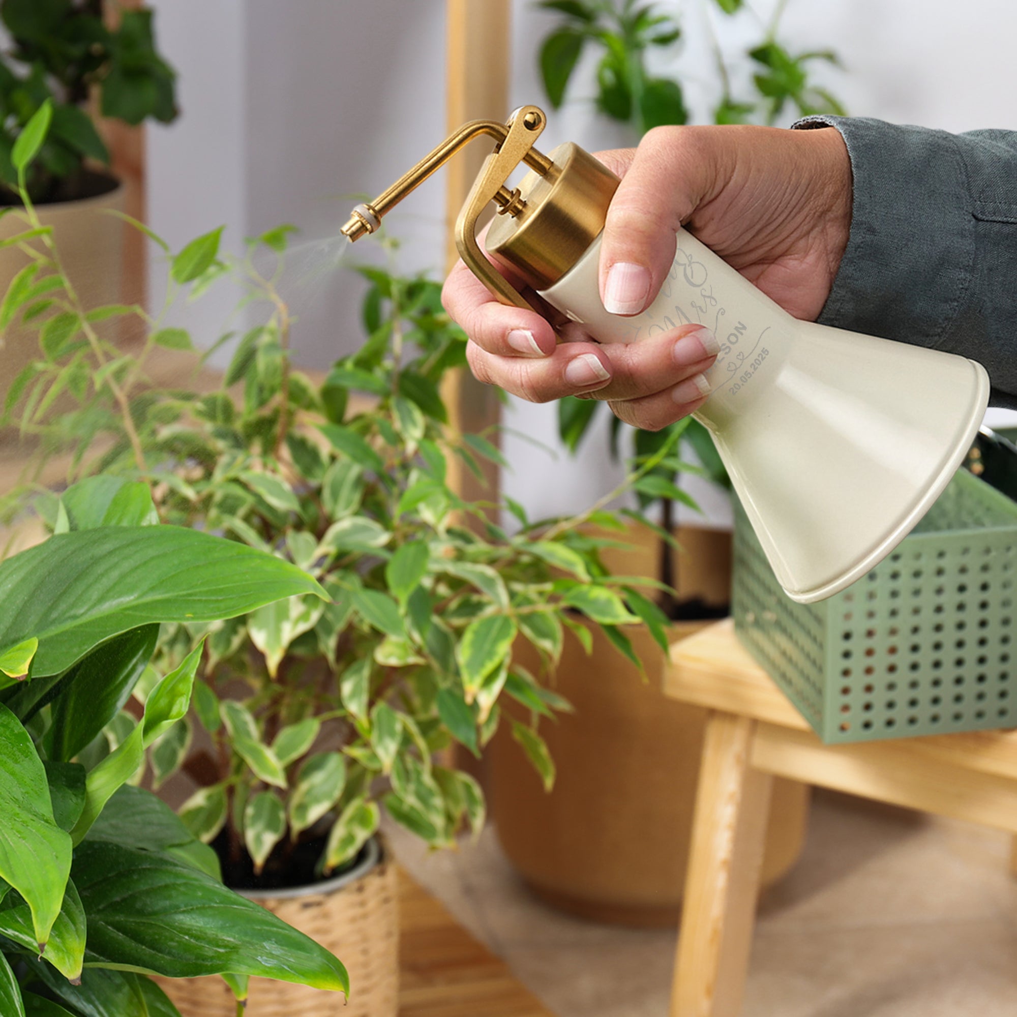 Personalised Plant Mister, Custom Engraved Flower/ Garden Sprayer, Teacher, Anniversary, Housewarming, Wedding, Birthday, Mom, Dad Xmas Gift