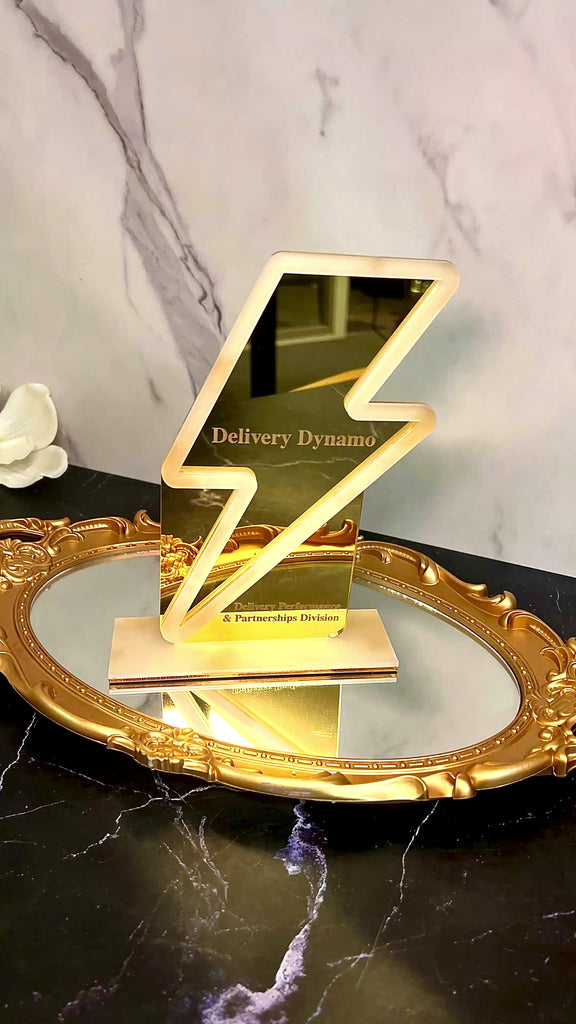 Personalised Lightning Bolt Award Plaque/ Custom 3D Engraved Acrylic Student Teacher Coach Trophy, Sport Achievement Keepsake Corporate Gift