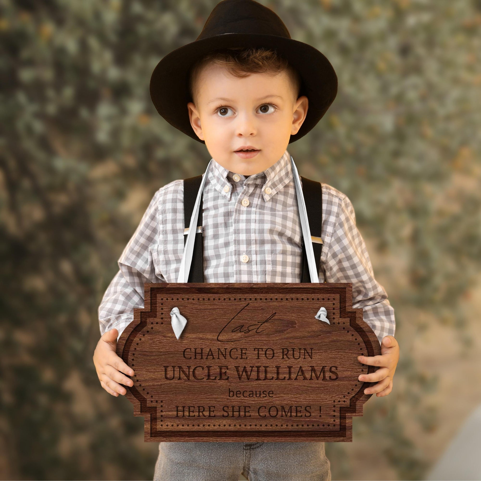 Custom Wooden Wedding Page Boy/ Flower Girl Sign, Personalised Timber Ring Bearer, Here Comes My Auntie/ Uncle/ Bride/ Groom Signage, Rustic/ Vintage Country/ Engagement/ Bridal Shower/ Birthday