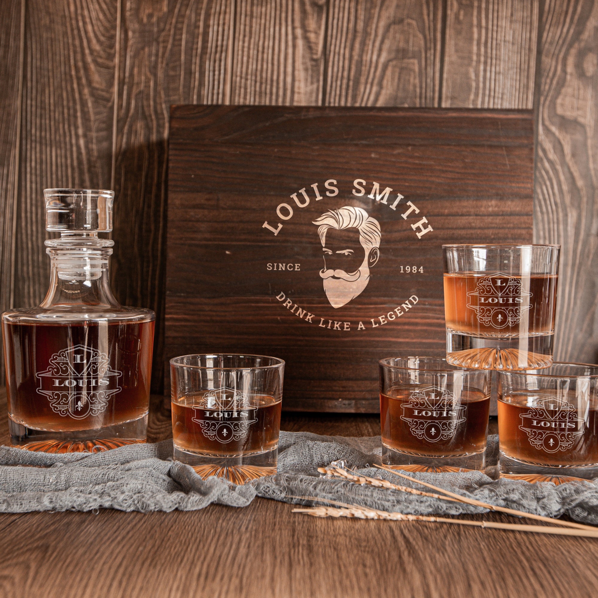 Engraved Wooden Boxed Round Whiskey Decanter Set with 4  Scotch Glasses, Personalised Custom Monogram Premium Rustic Vintage Whisky Birthday, Groomsmen, Bar Gift for Dad/ Him