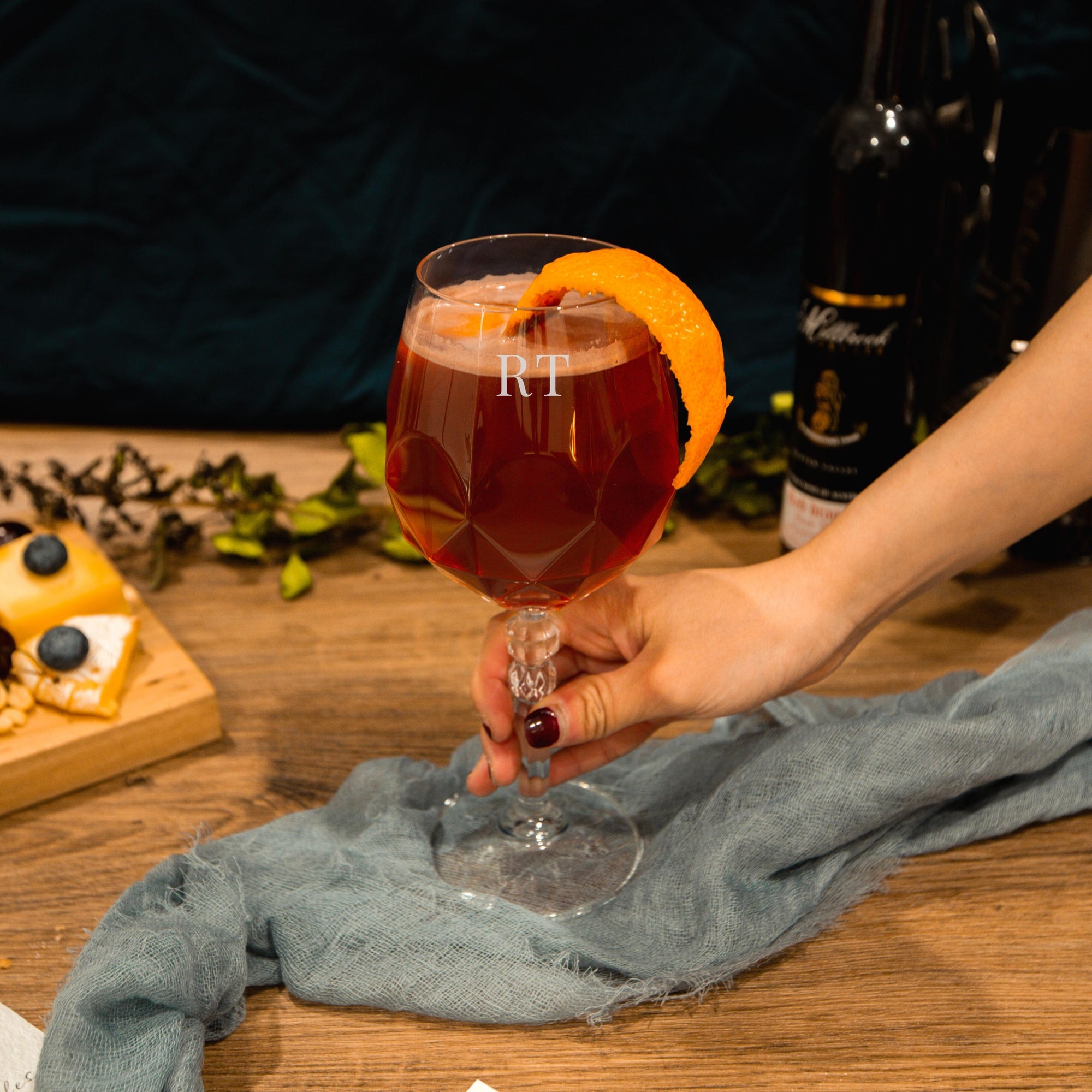 Personalised 530ml Cocktails/ Wine Italian Crystal Glass, Engraved Monogram Scotch Glassware, Housewarming, Bridesmaid, Wedding Gift for Mom