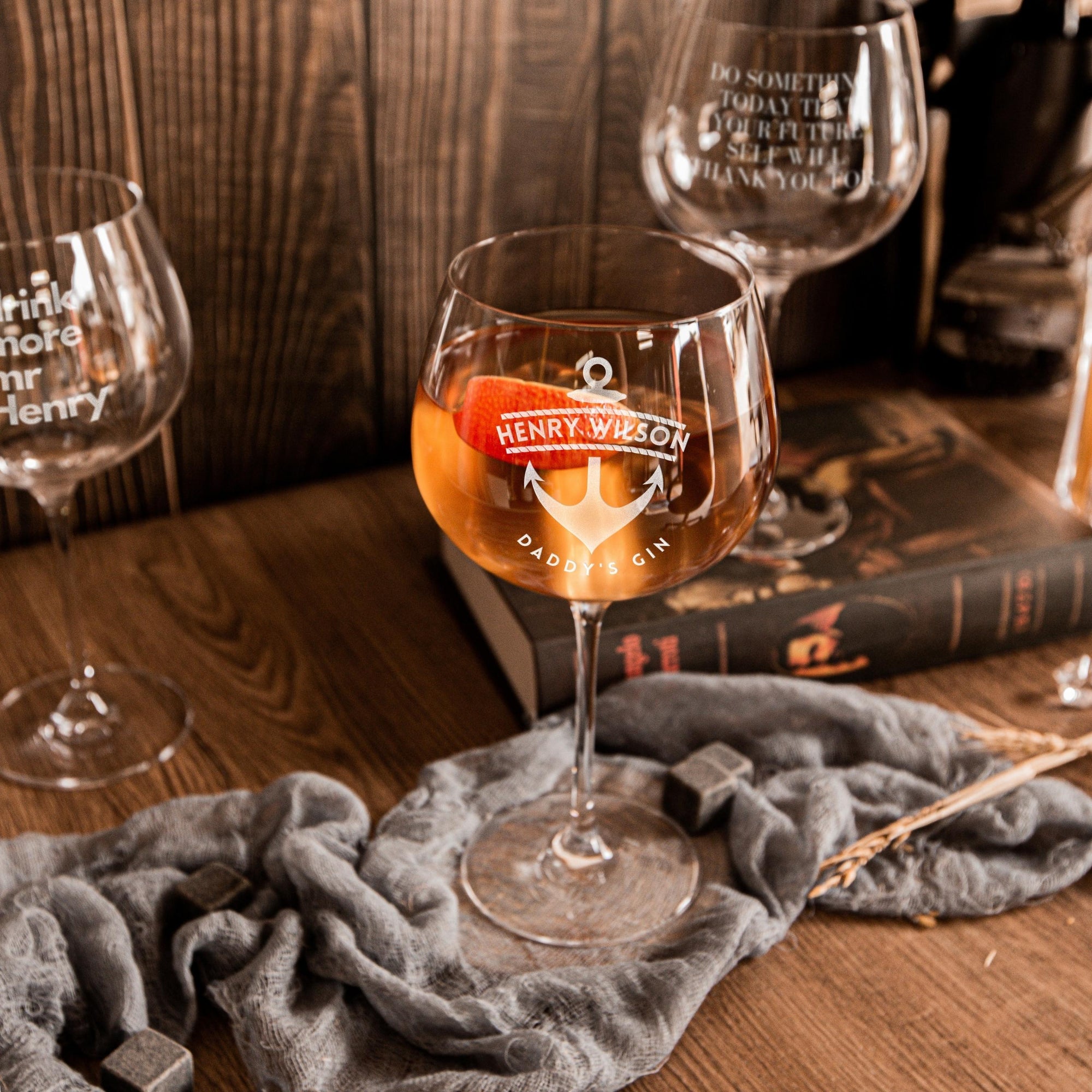 Engraved 780ml Slovakia Crystal Gin/ Spirits Stemless Wide Balloon Bowl Wine Glass, Personalised Custom Monogram Barware, Housewarming/ Wedding, Bridesmaid Gift