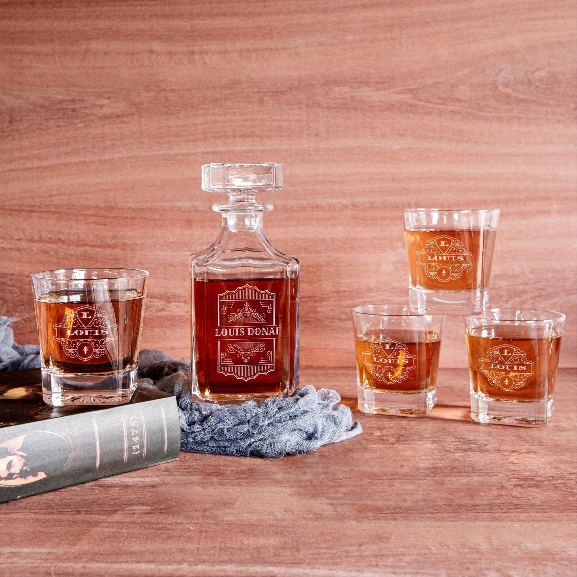 Engraved Wooden Boxed Whiskey Decanter Set &amp; 4  Scotch Glasses, Personalised Custom Vintage Whisky Barware Birthday Gift Dad/ Him, Groomsmen