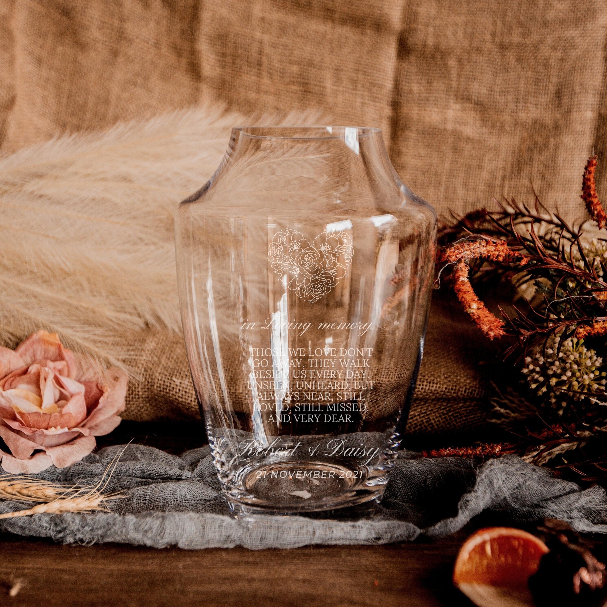 Personalised Large Evocative Designer Clear Glass Vase, Custom Engraved Memorial Wedding Gift for Bridesmaid, Mother of Bride/ Groom, Housewarming, Anniversary