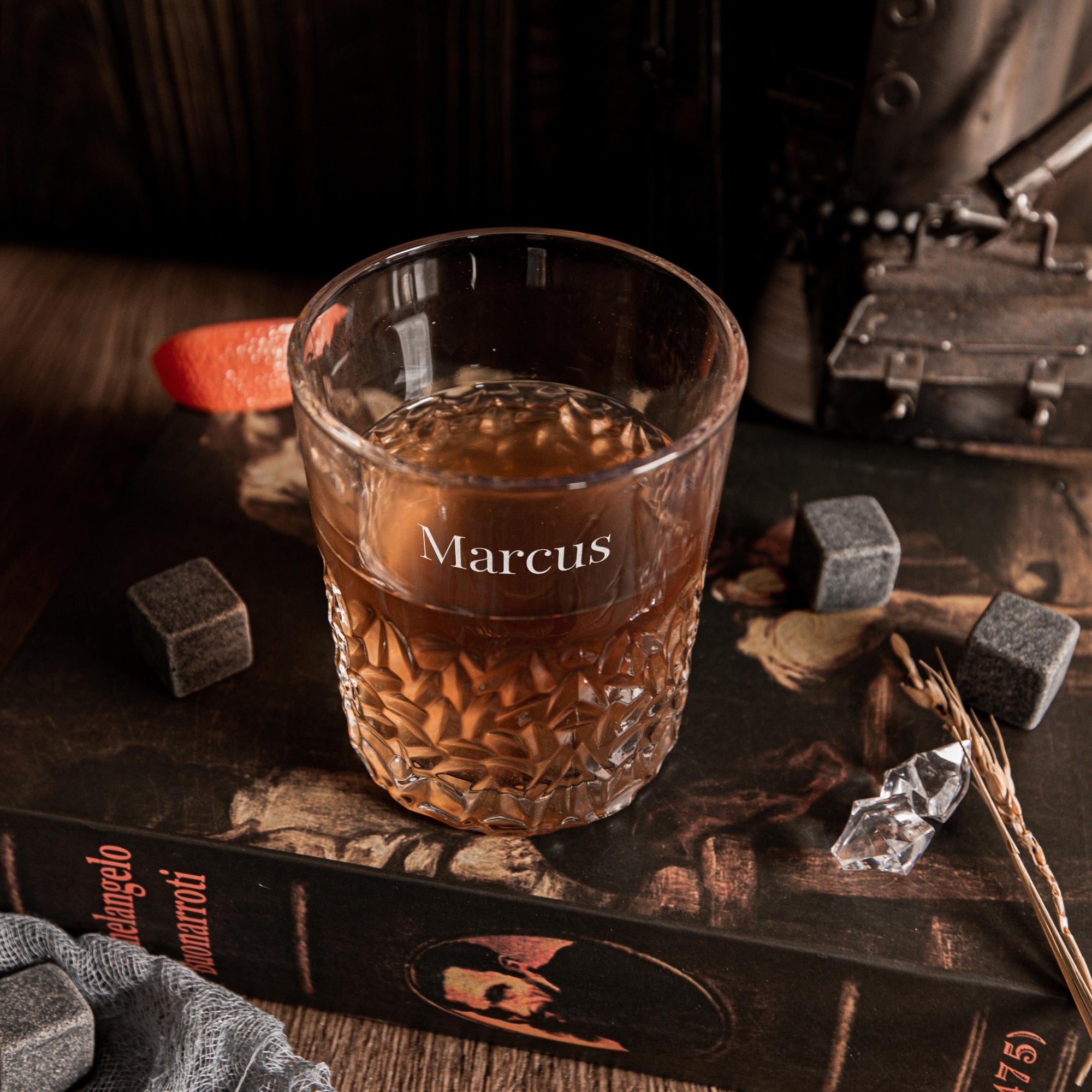 Engraved Carving Whiskey Decanter Set &amp; 4 Scotch Glasses, Personalised Custom Monogram Initial Carafe, Tumbler, Housewarming, Groomsmen Gift