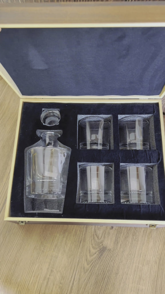 Engraved Wooden Boxed Round Whiskey Decanter Set with 4  Scotch Glasses, Personalised Custom Monogram Premium Rustic Vintage Whisky Birthday, Groomsmen, Bar Gift for Dad/ Him