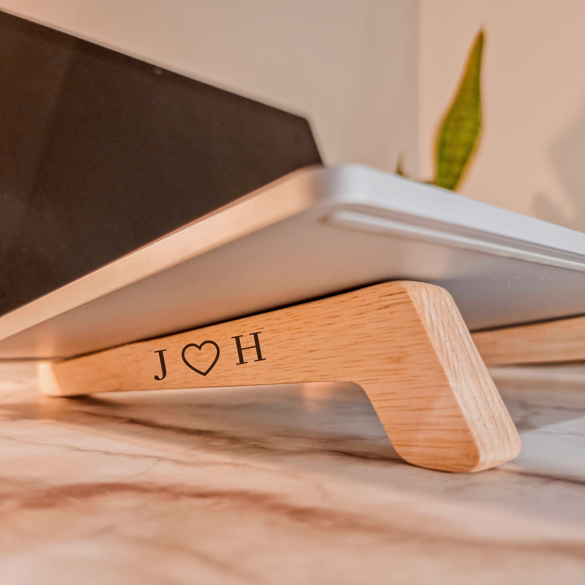 Personalised Portable Wooden Laptop Riser/ Notebook, Macbook Wood Stand Holder / Custom Engraved Office Desk Organiser/ Work From Home/ Gift 13 inch